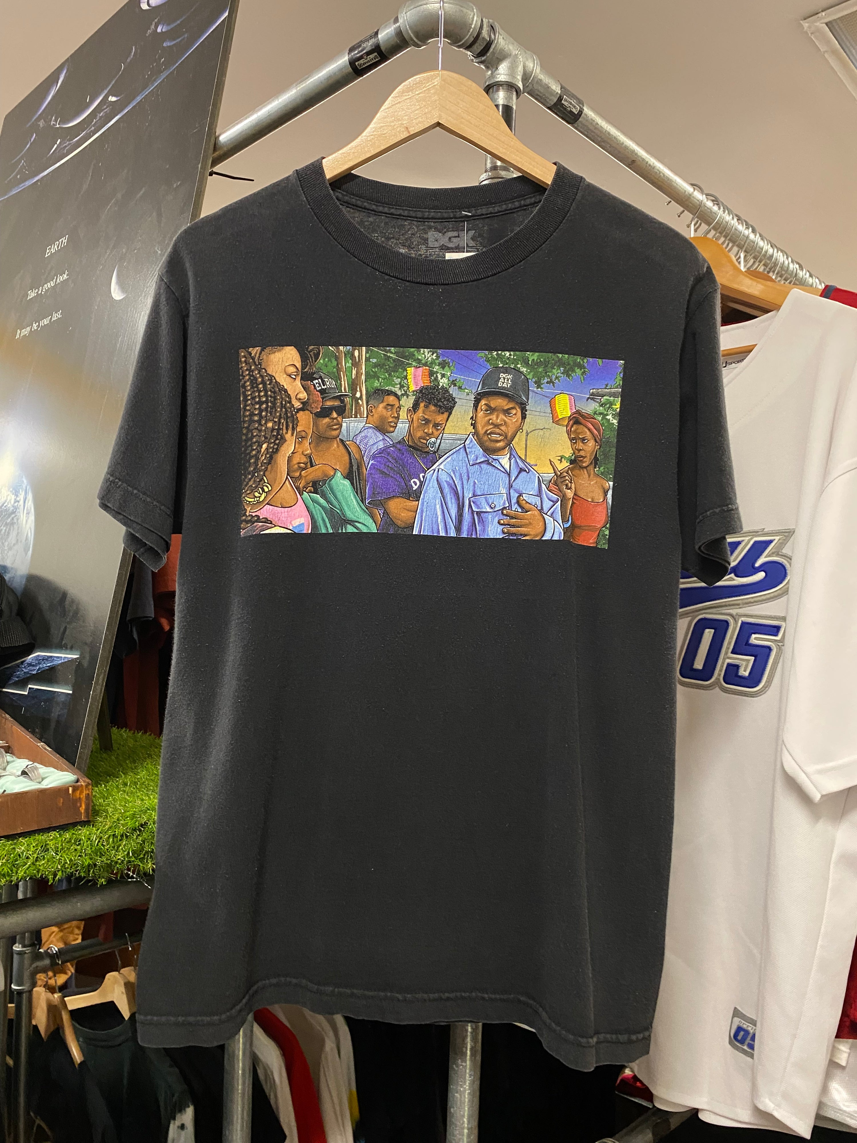 M - DGK Boyz In Da Hood Party Scene Black Box Tee
