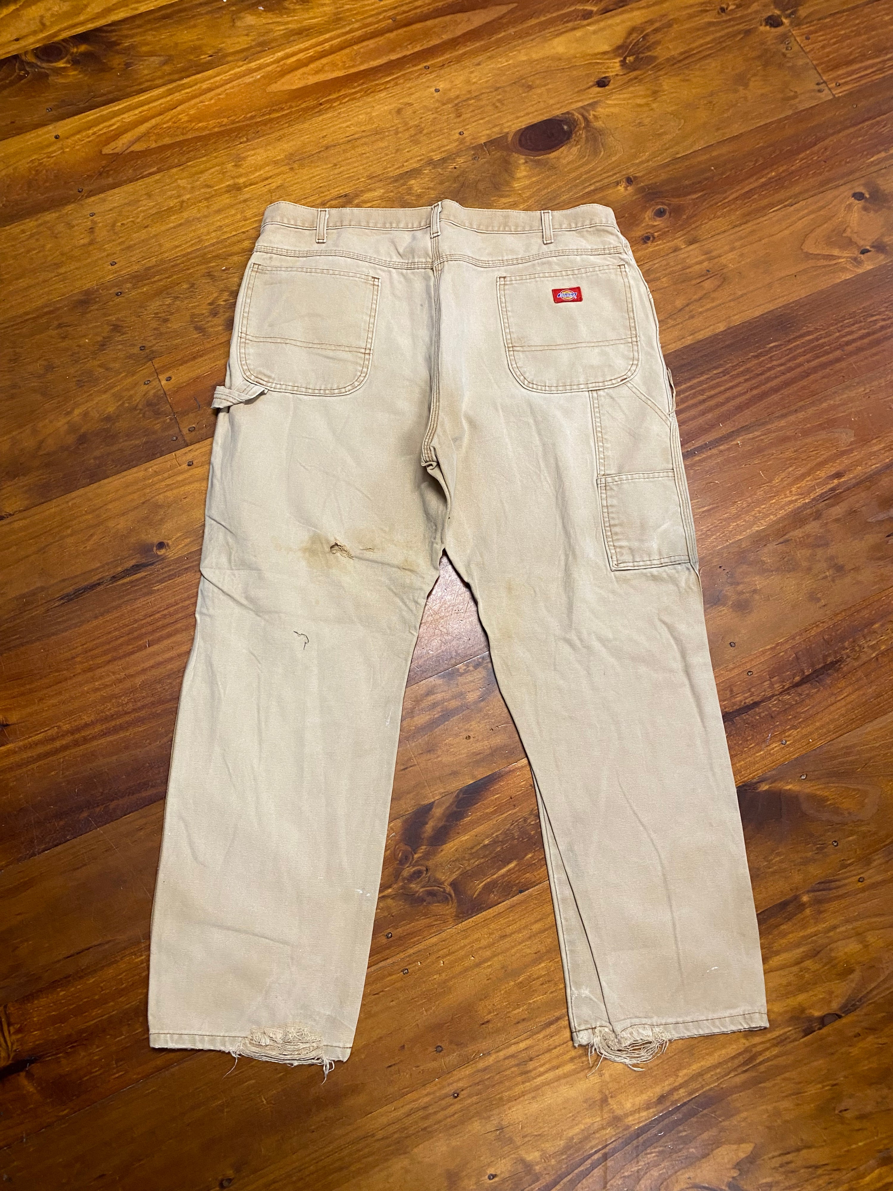 [40] Dickies Faded Tan Carpenter Pants Paint Marks