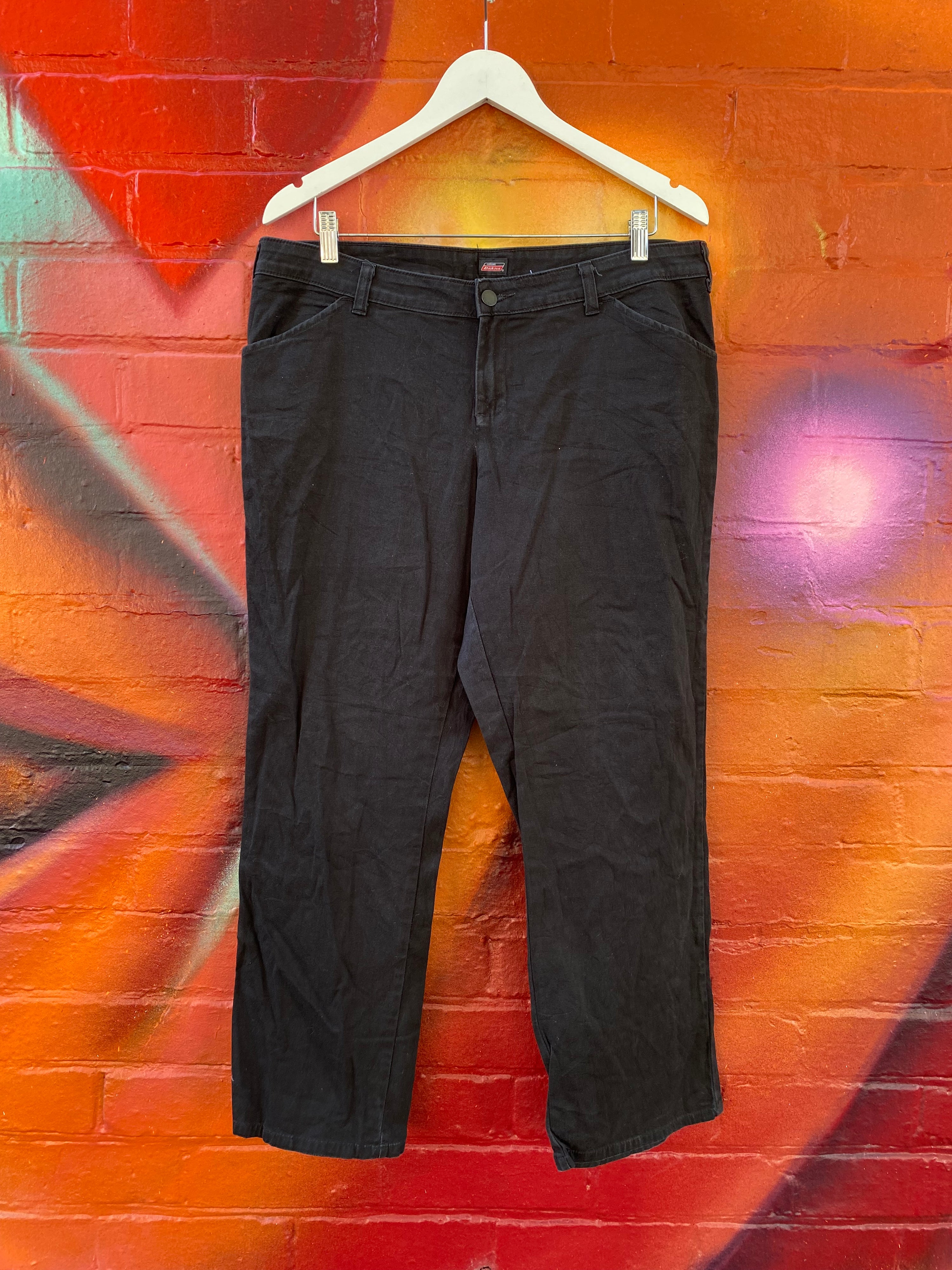 [36] Dickies Relaxed Black Work Pants D169