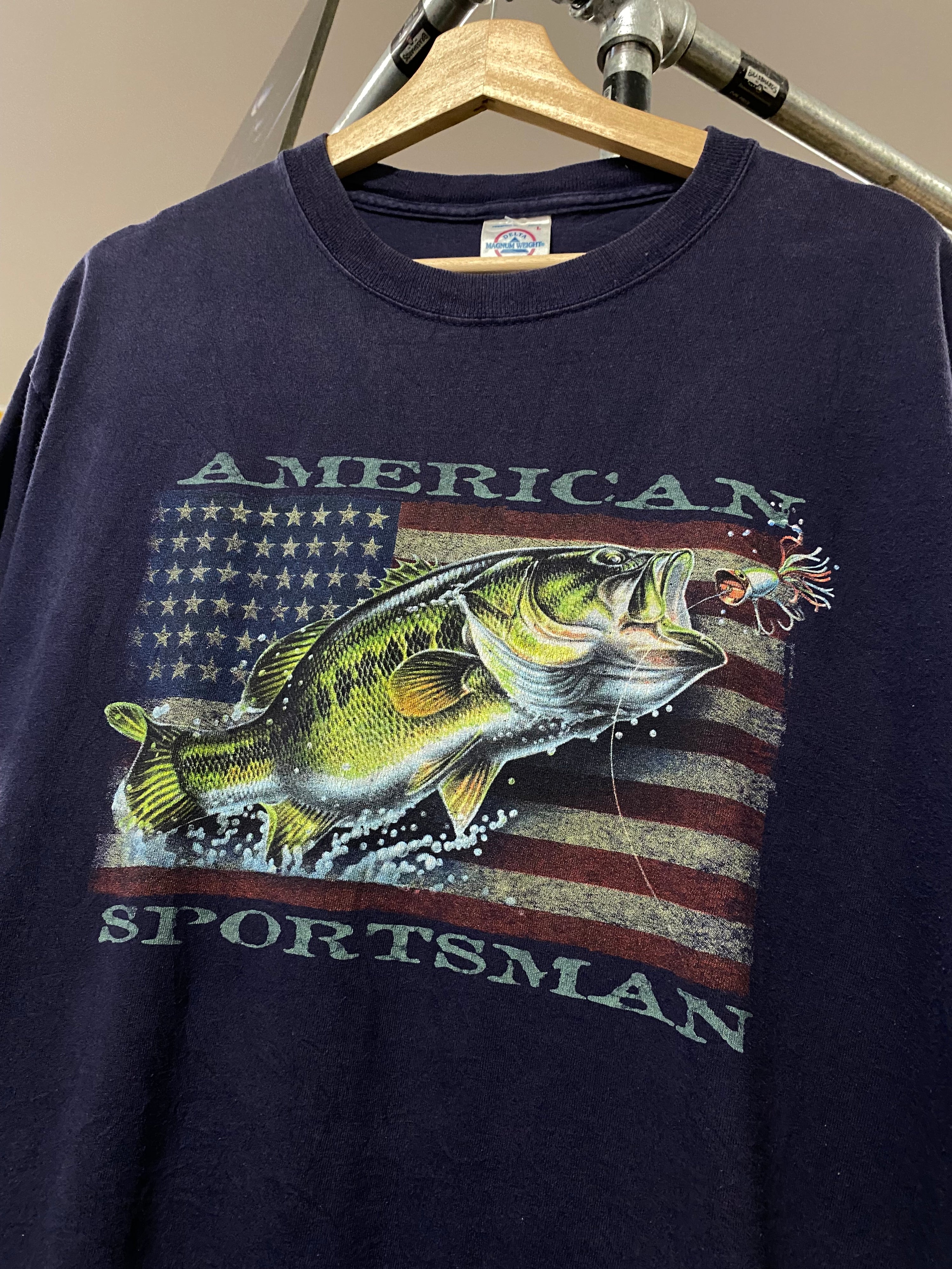 [L] American Sportsman Fishing Tee