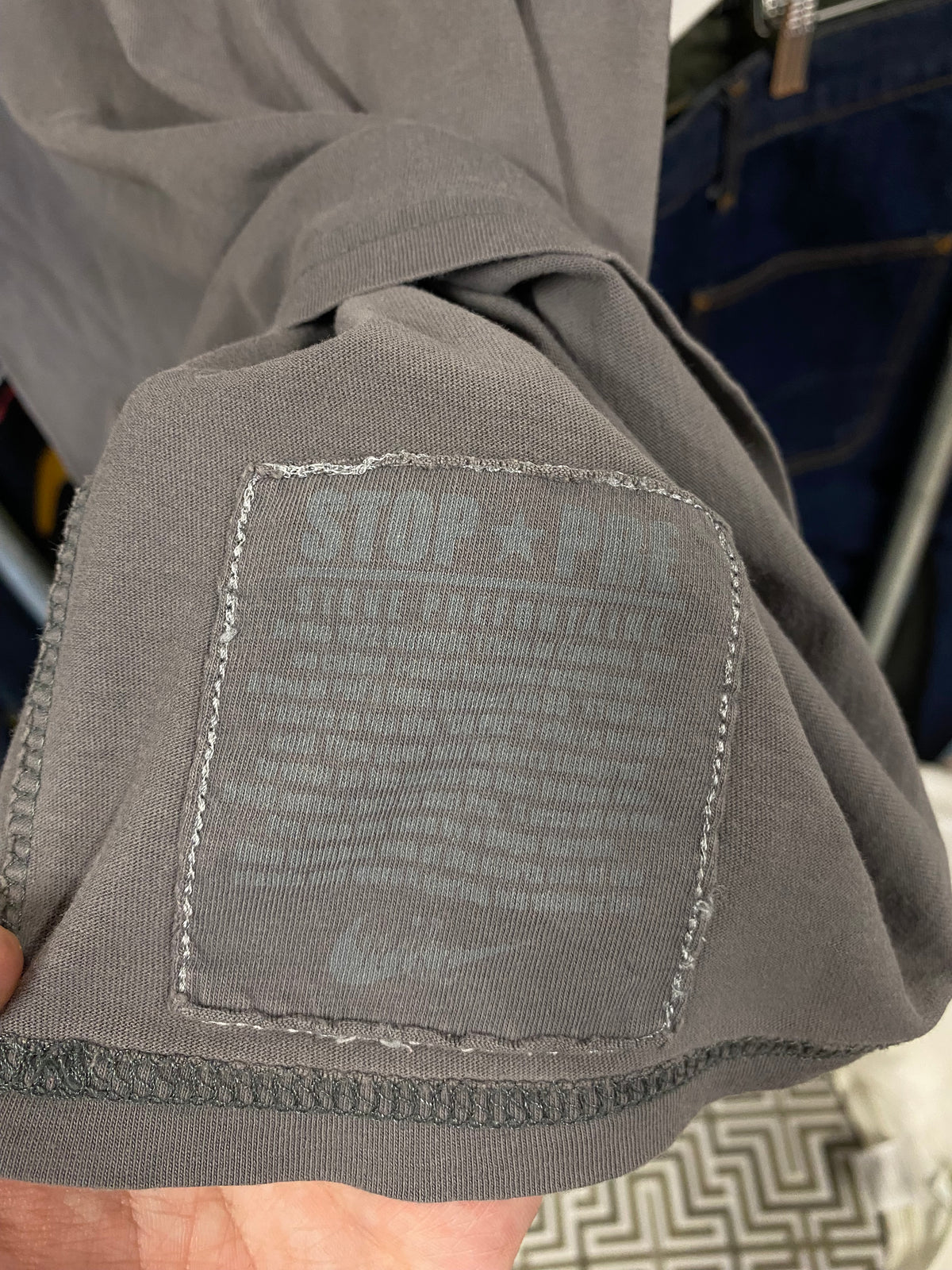 [L] 2000s Nike 1972 Route Sign Embroidered Islands Tshirt