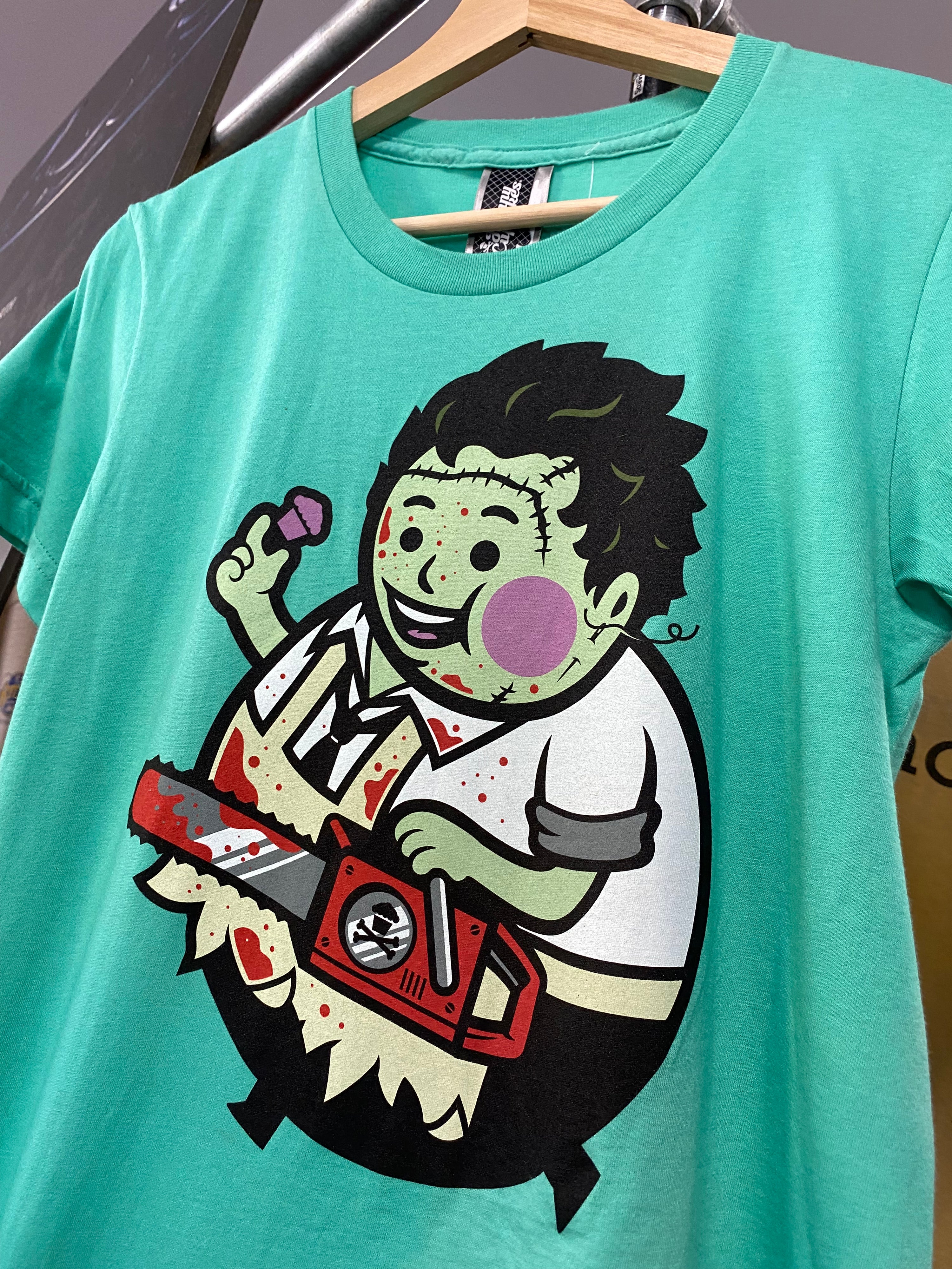 [L] Johnny Cupcakes Texas Chainsaw Green Tee