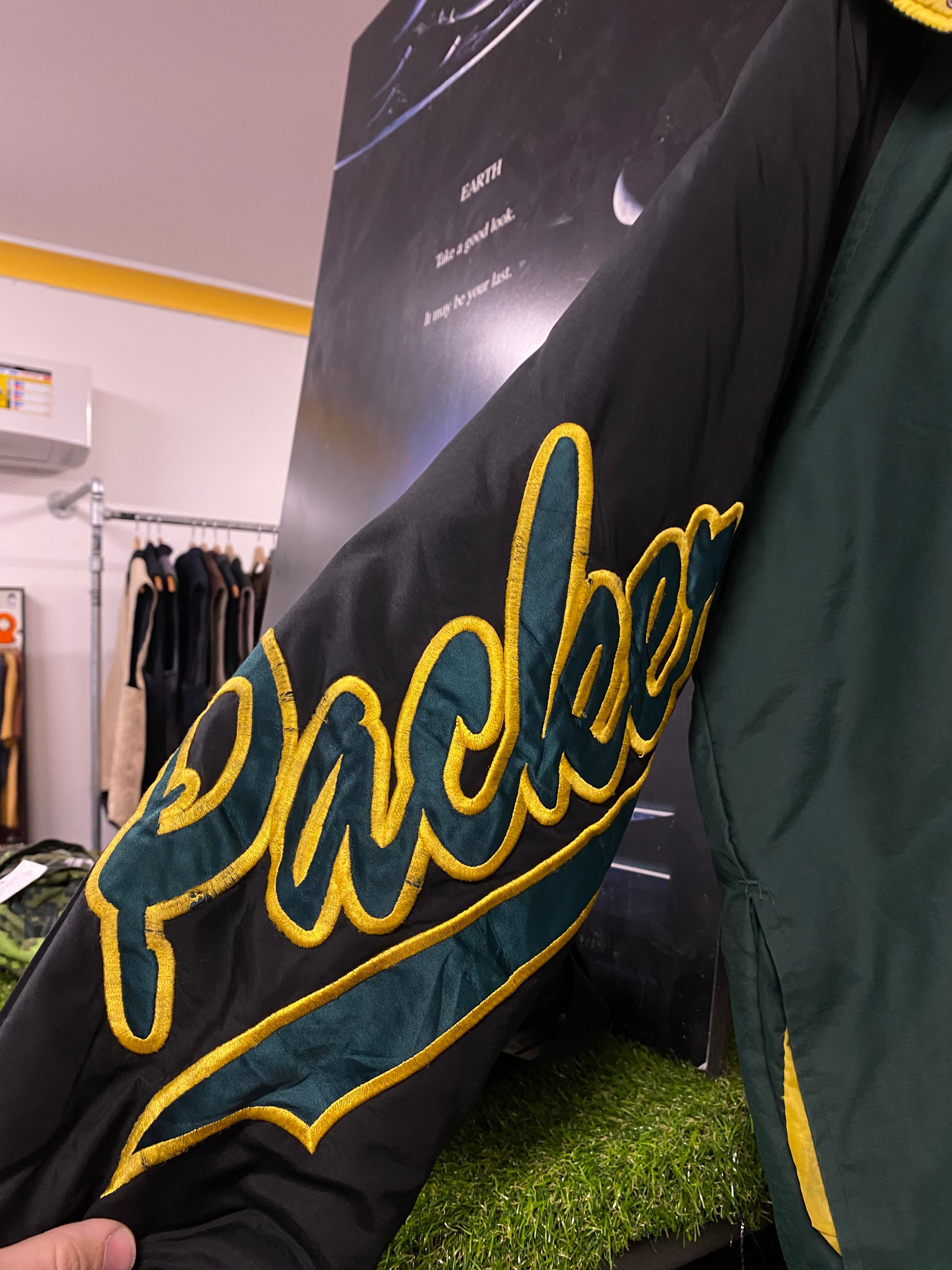 [XL] Vintage Green Bay Pro Line Jacket