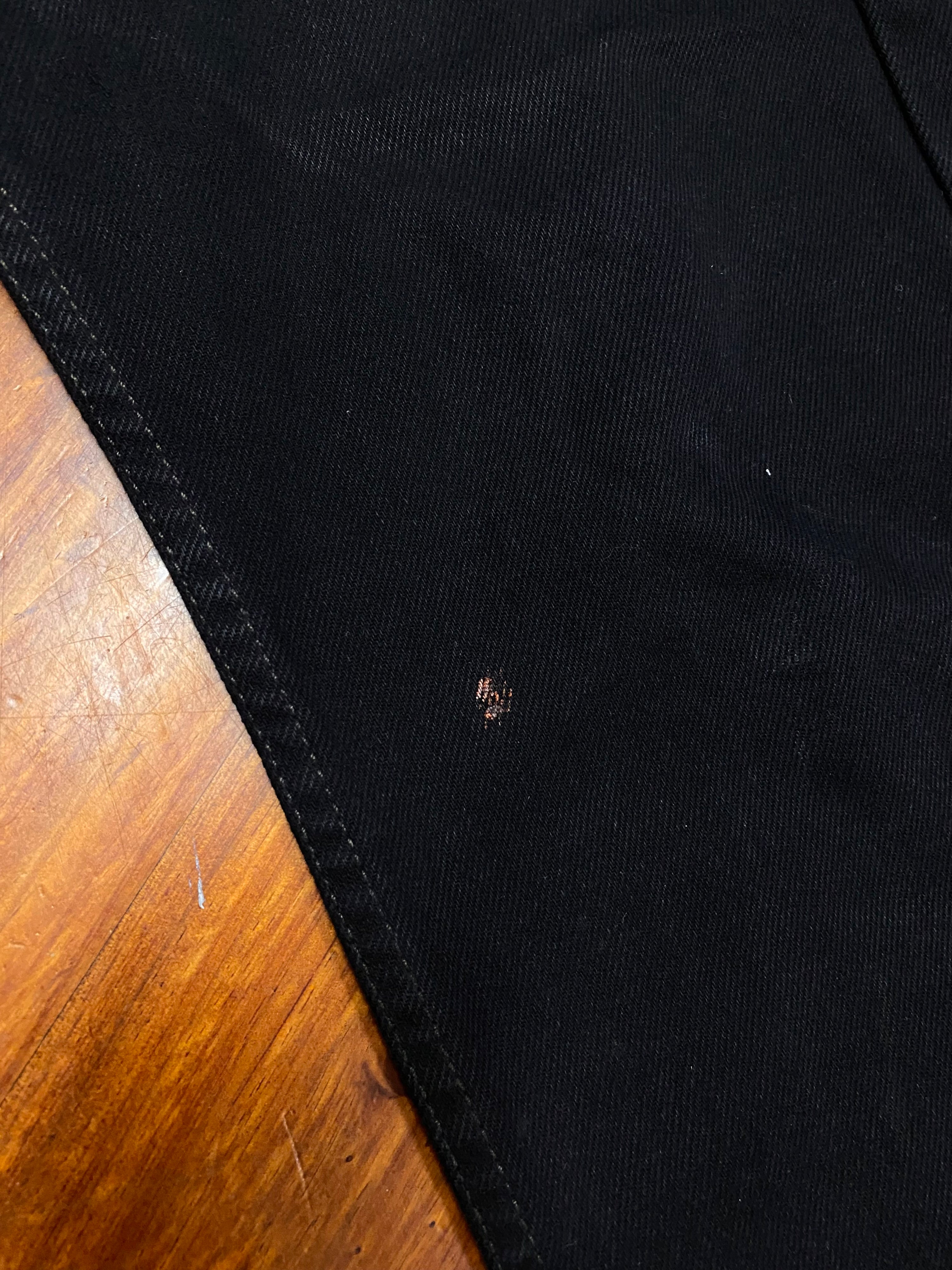 [33] Levi's 505 Black Jeans 33x29