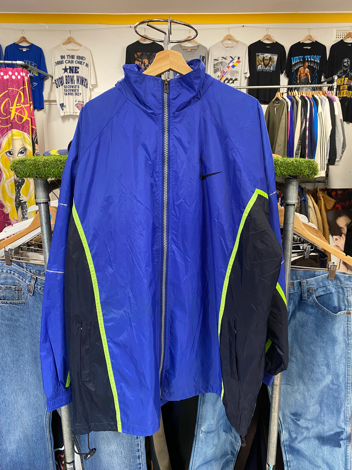 [2XL] Nike Athletic Blue/Black Jacket (Broken Zip)