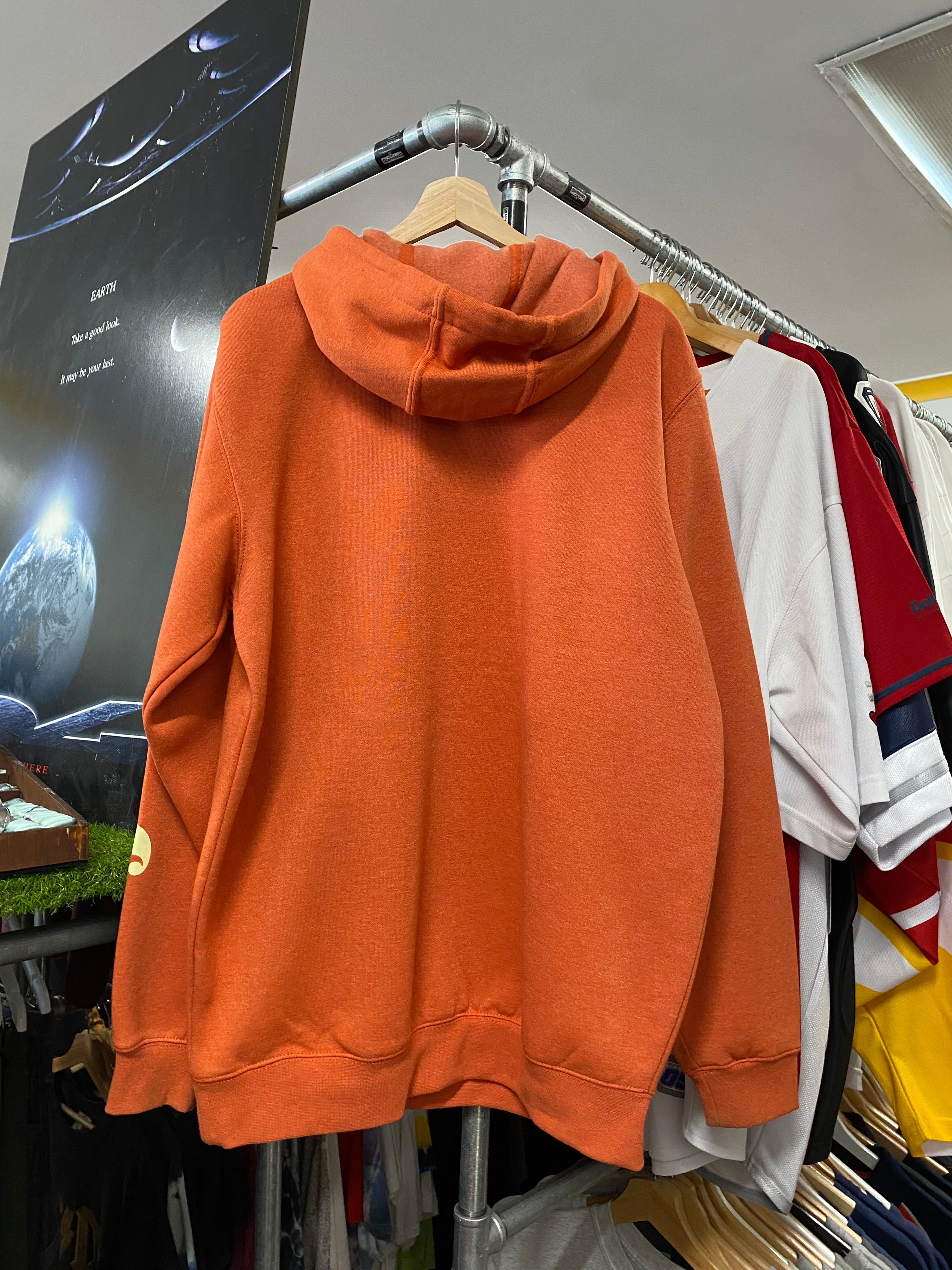 [M] Carhartt 'Harder & Warner Landscapes' Orange Hoodie