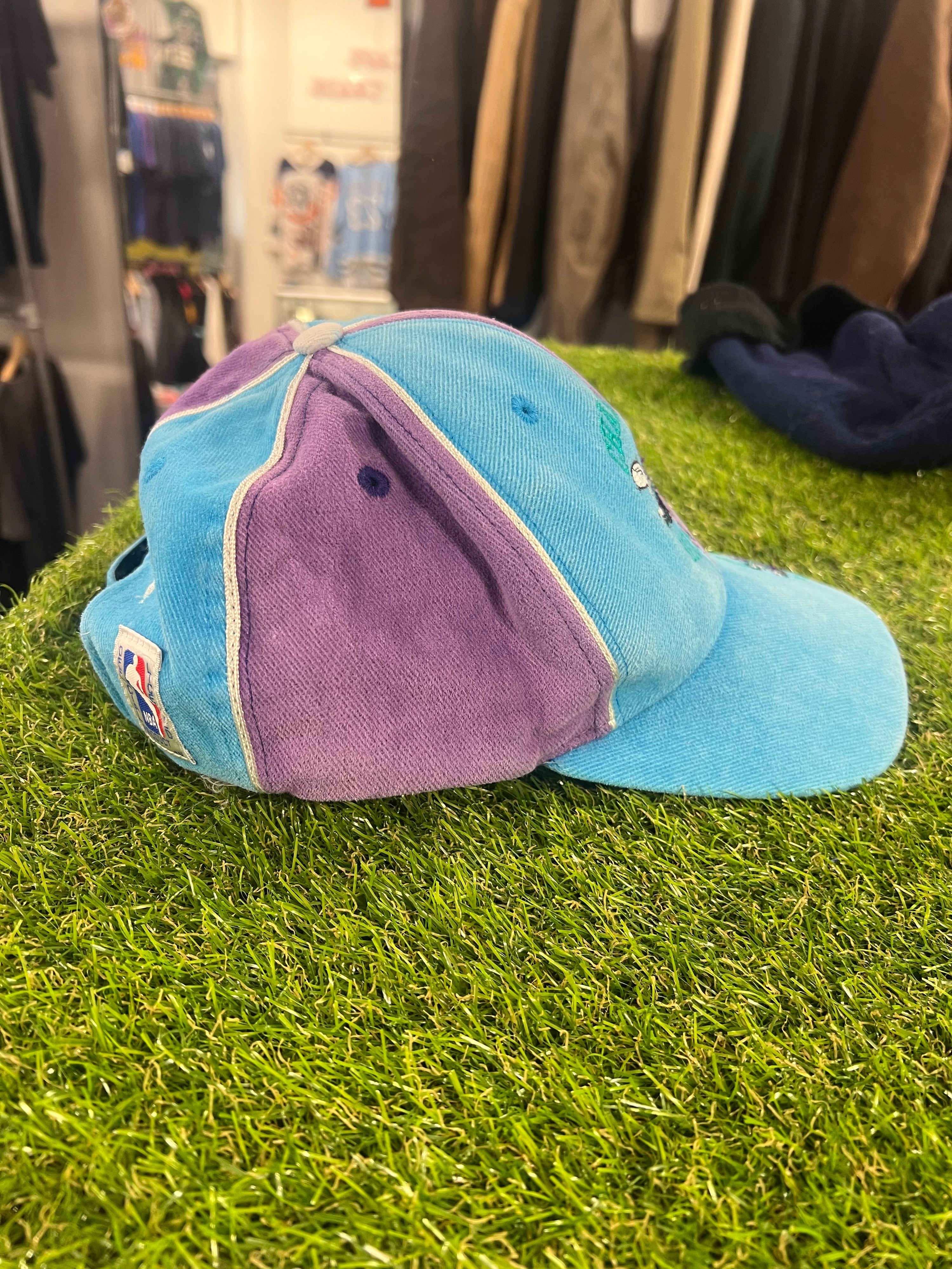 Vintage Charlotte Hornets x Spalding Cap