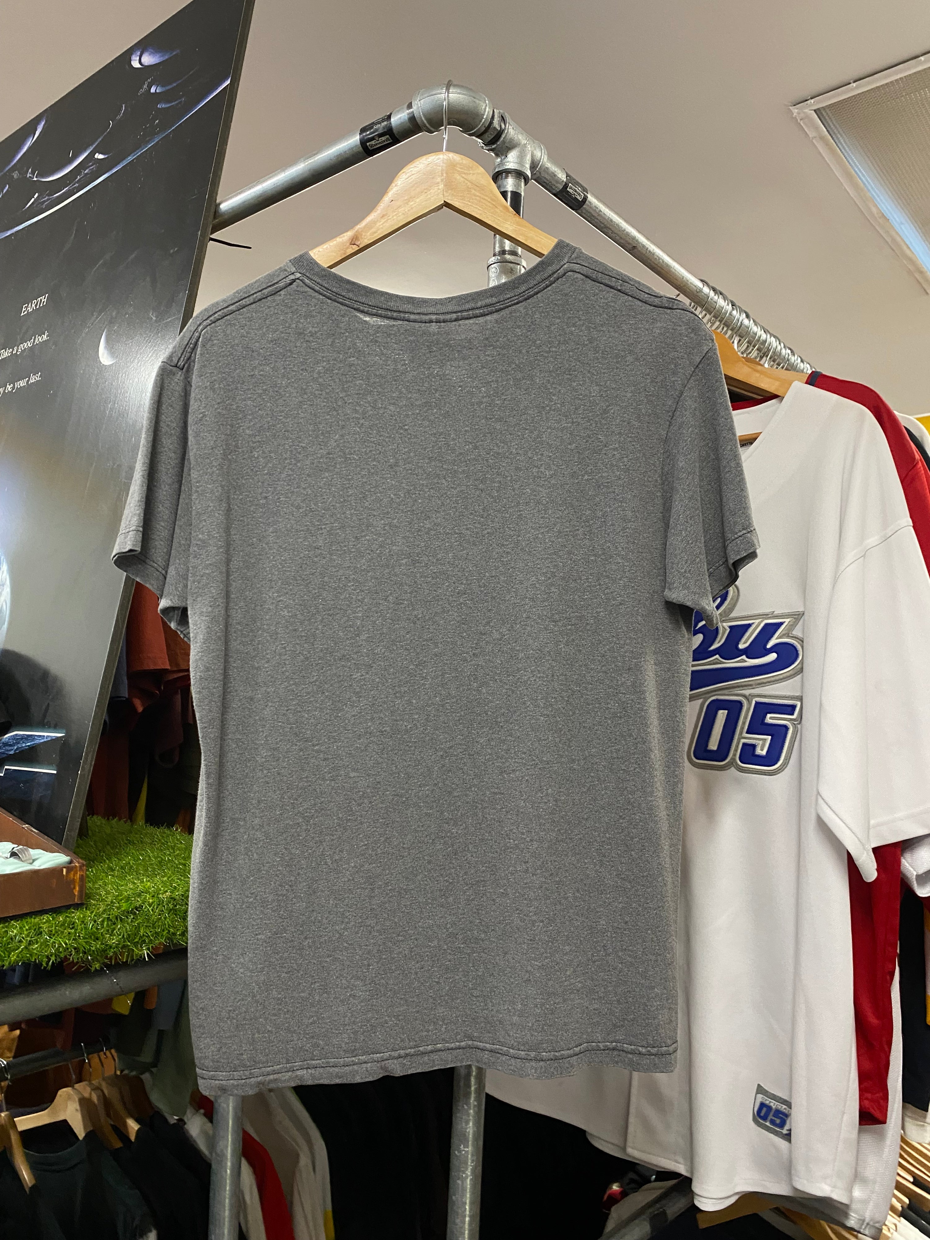 YXL - Nike Just Do It Yellow Spellout