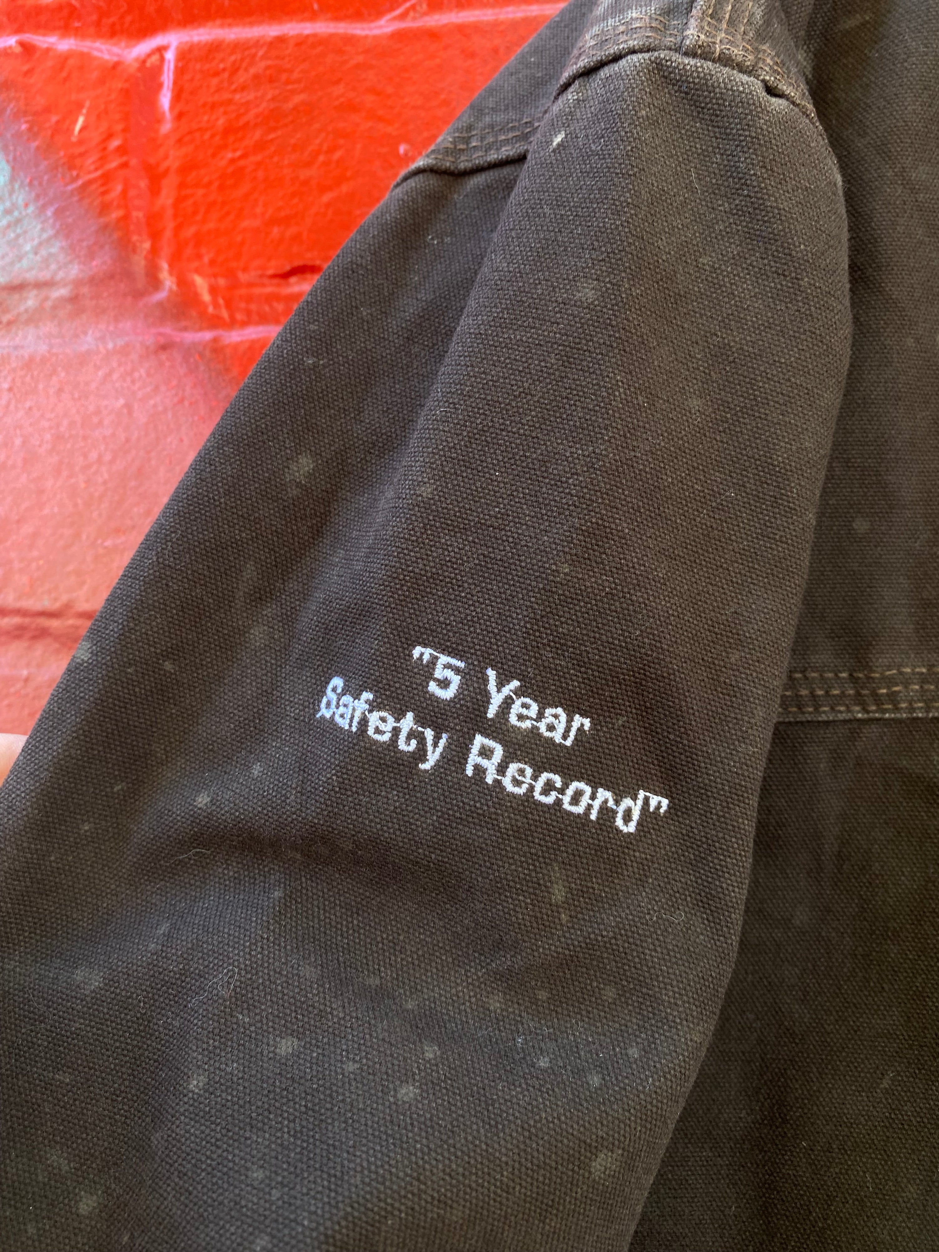 [L] Carhartt C61 Dark Brown Coat 'HEIL 5 Year Safety Record'