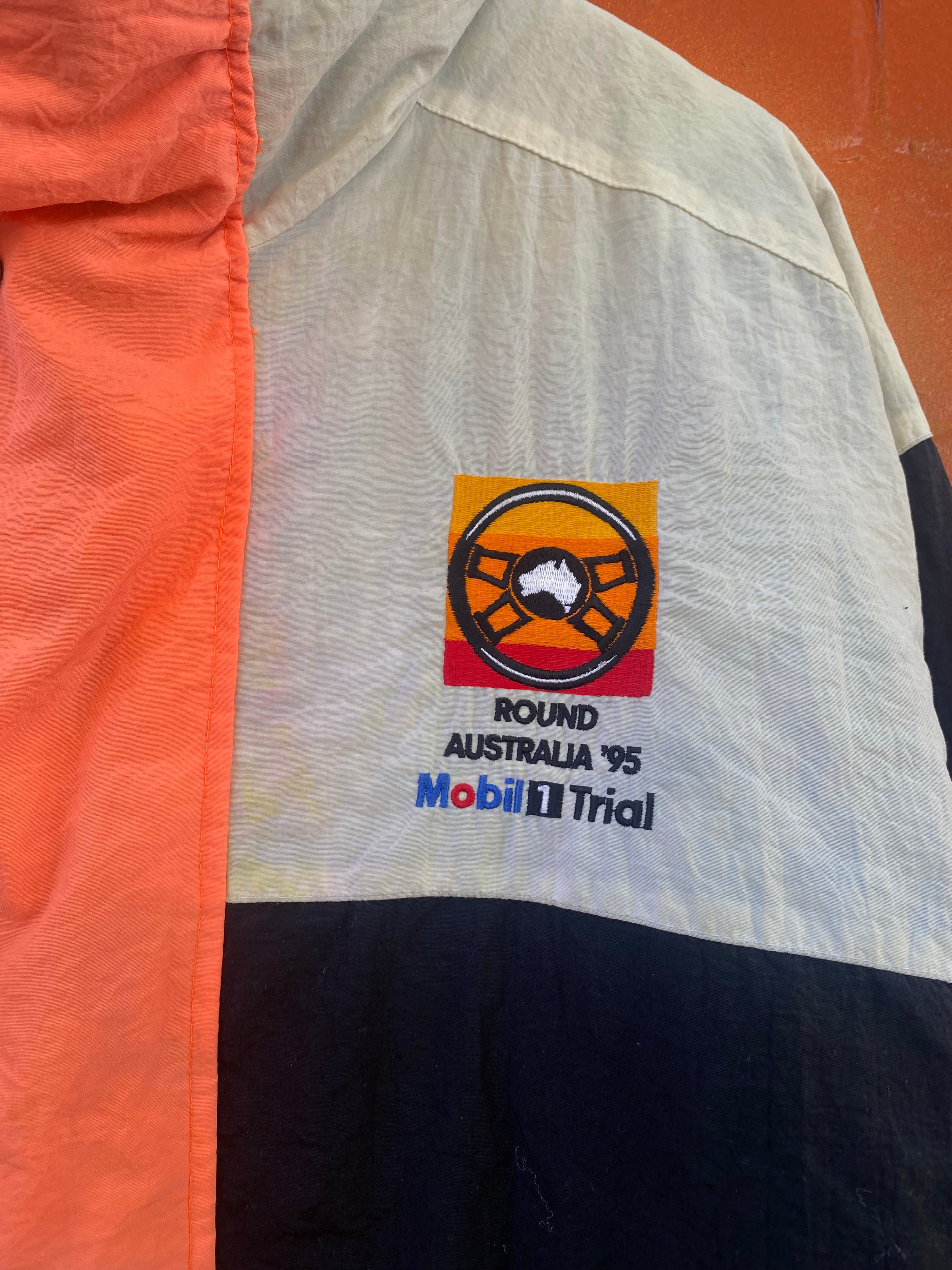 [L] 1995 Mobil 1 Round Australia Jacket