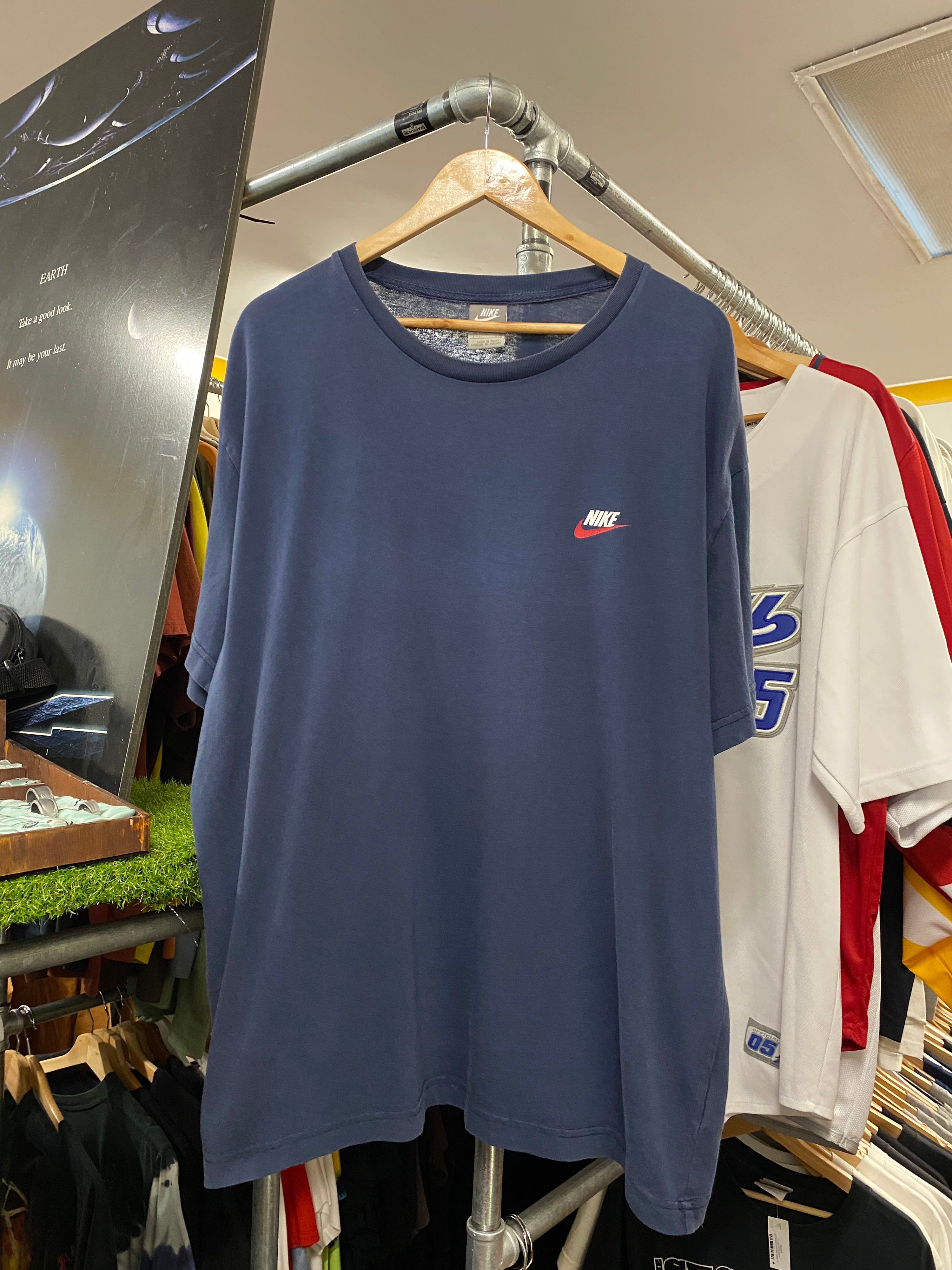 2XL - Nike Spellout Pocket Logo Navy Blue Tee