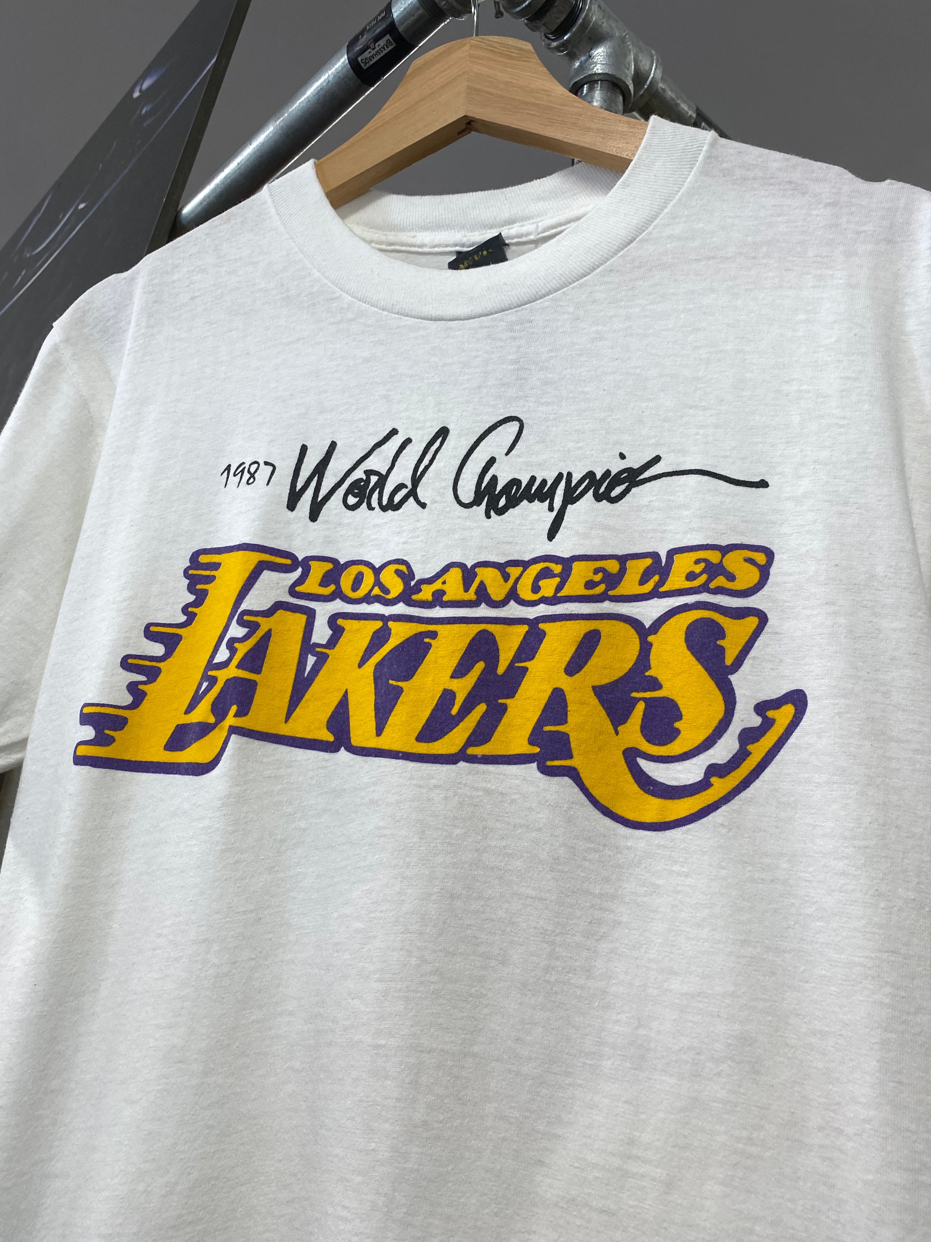 M - 1987 LA Lakers World Champions Show Time DS White Tee