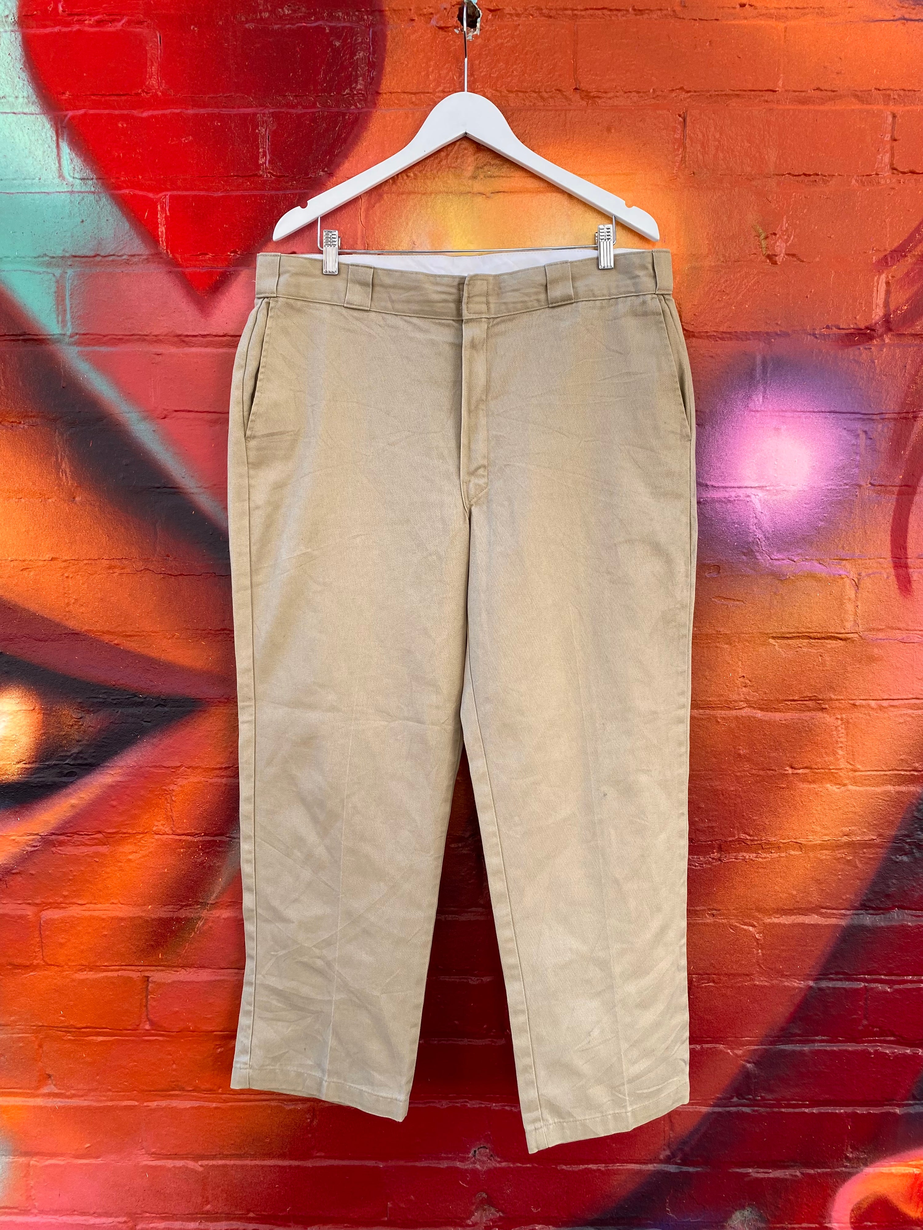 [38] Dickies Tan Work Pants D105