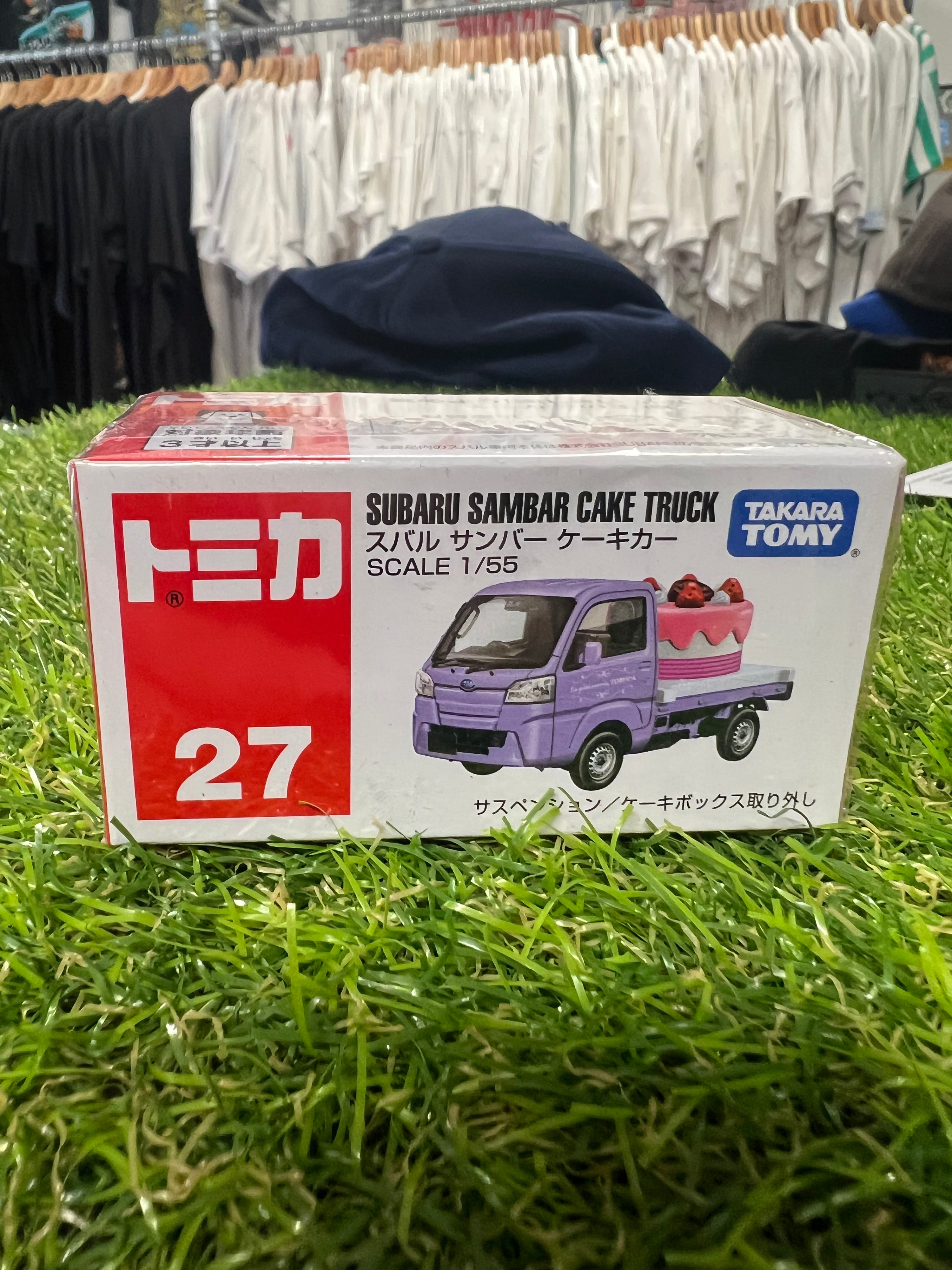 Takara Tomy #27 Subaru Sambar Cake Truck
