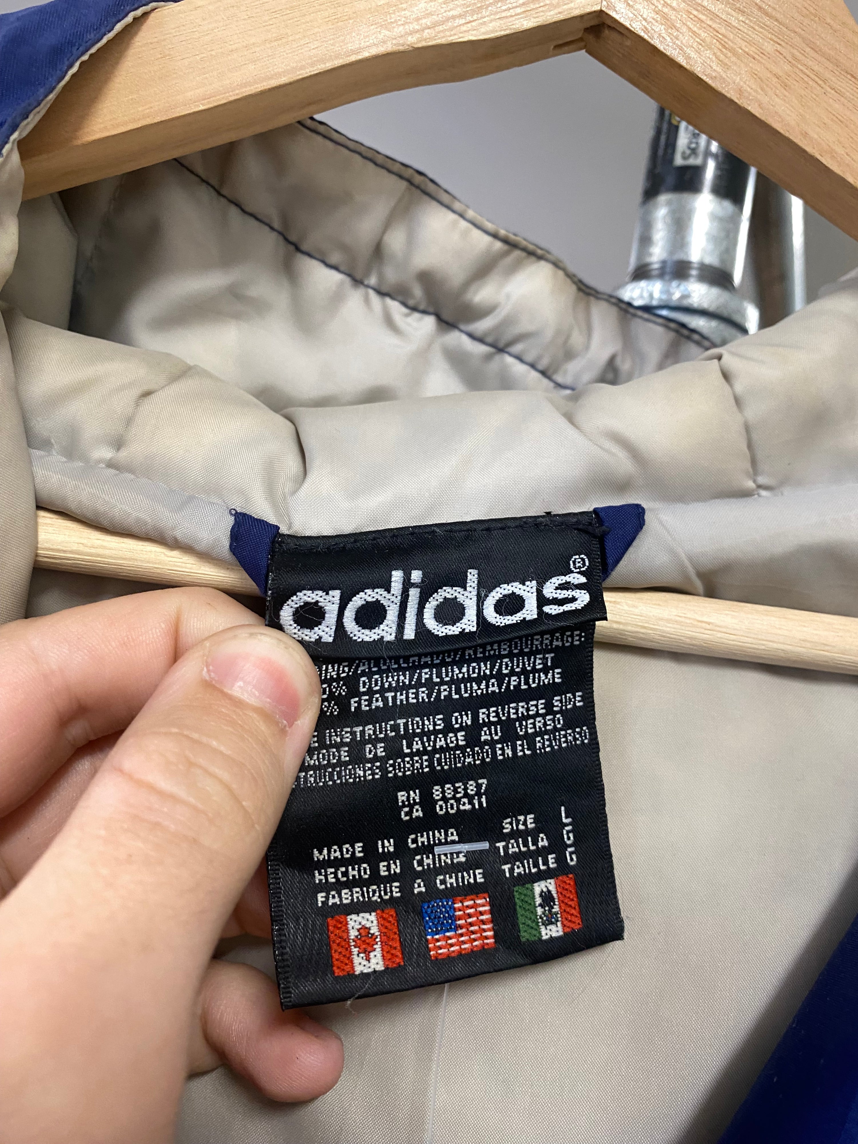 L - 2000s Adidas Blue Puffer Oversize Jacket