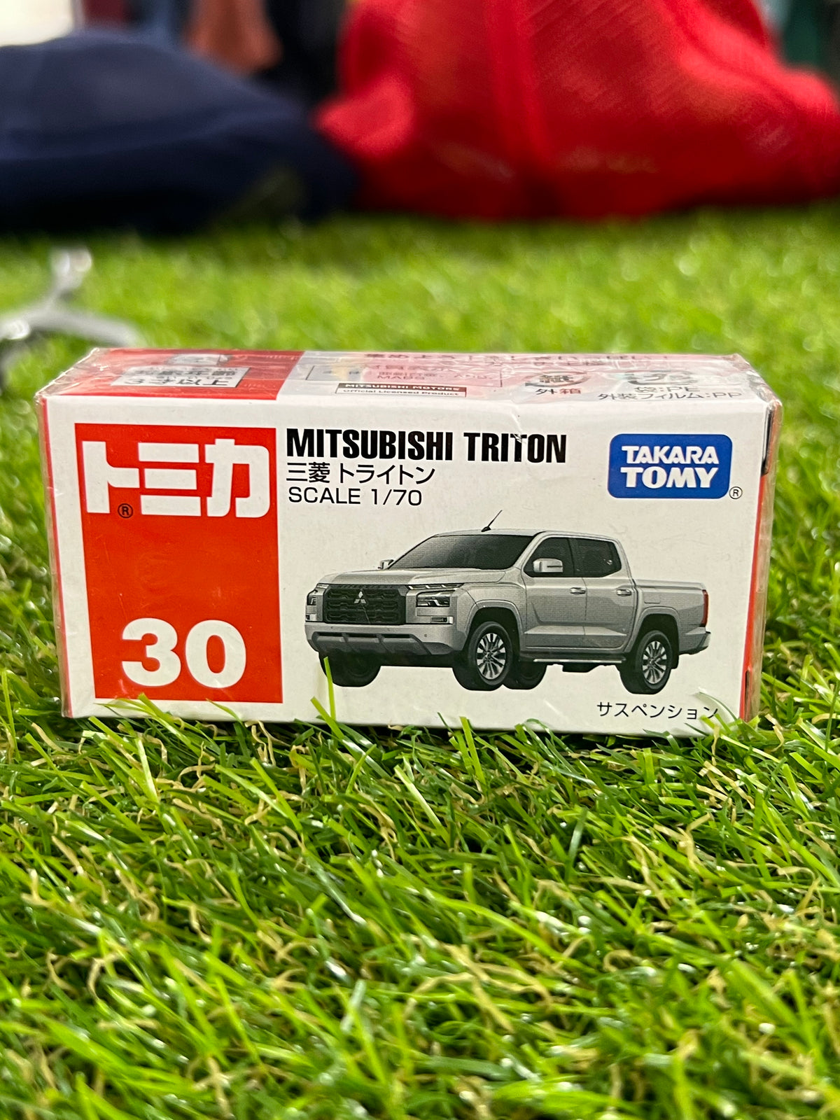 Takara Tomy 30 Mitsubishi Triton