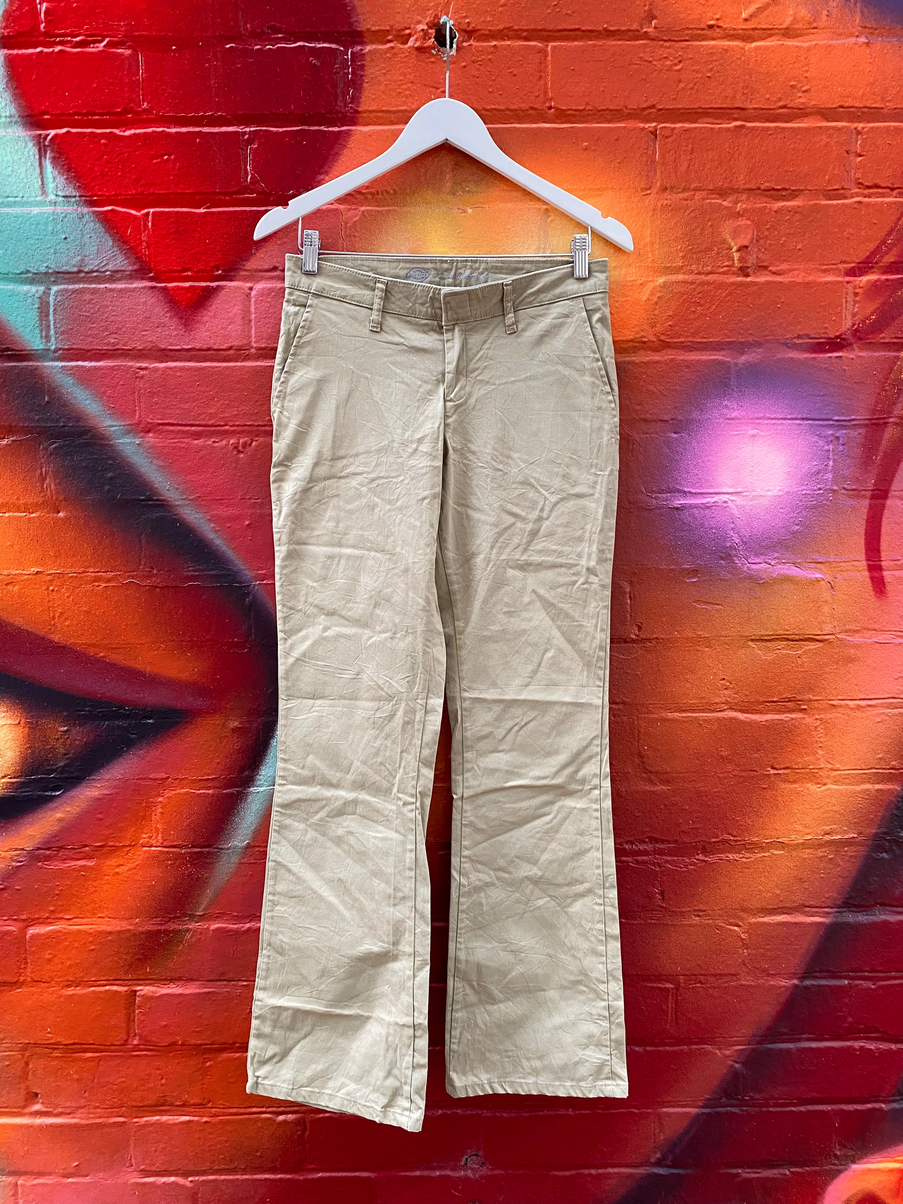[28] Dickies Women Tan Work Pants D186