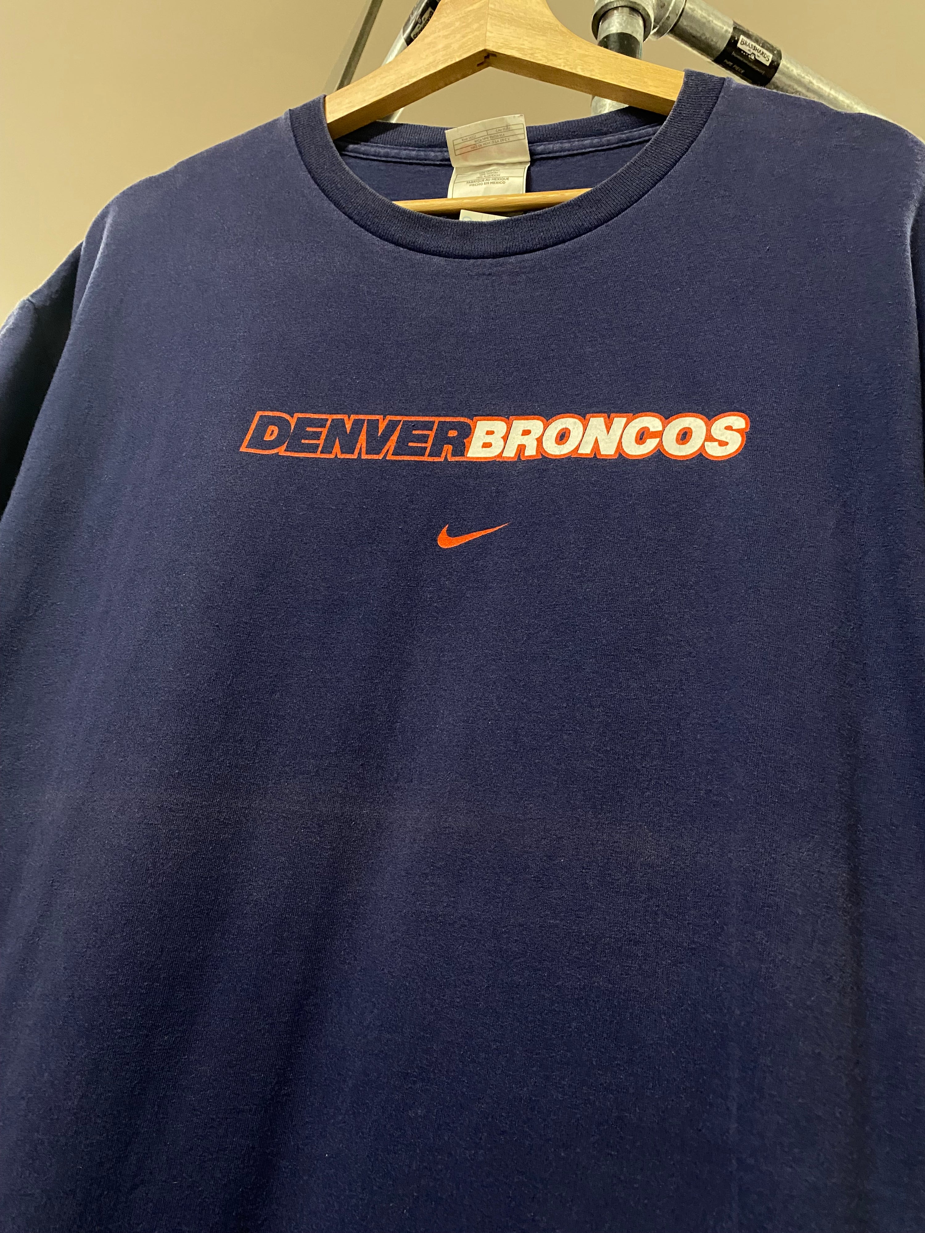 L - 2000s Nike x Denver Broncos Spellout Logo DS Blue Tee