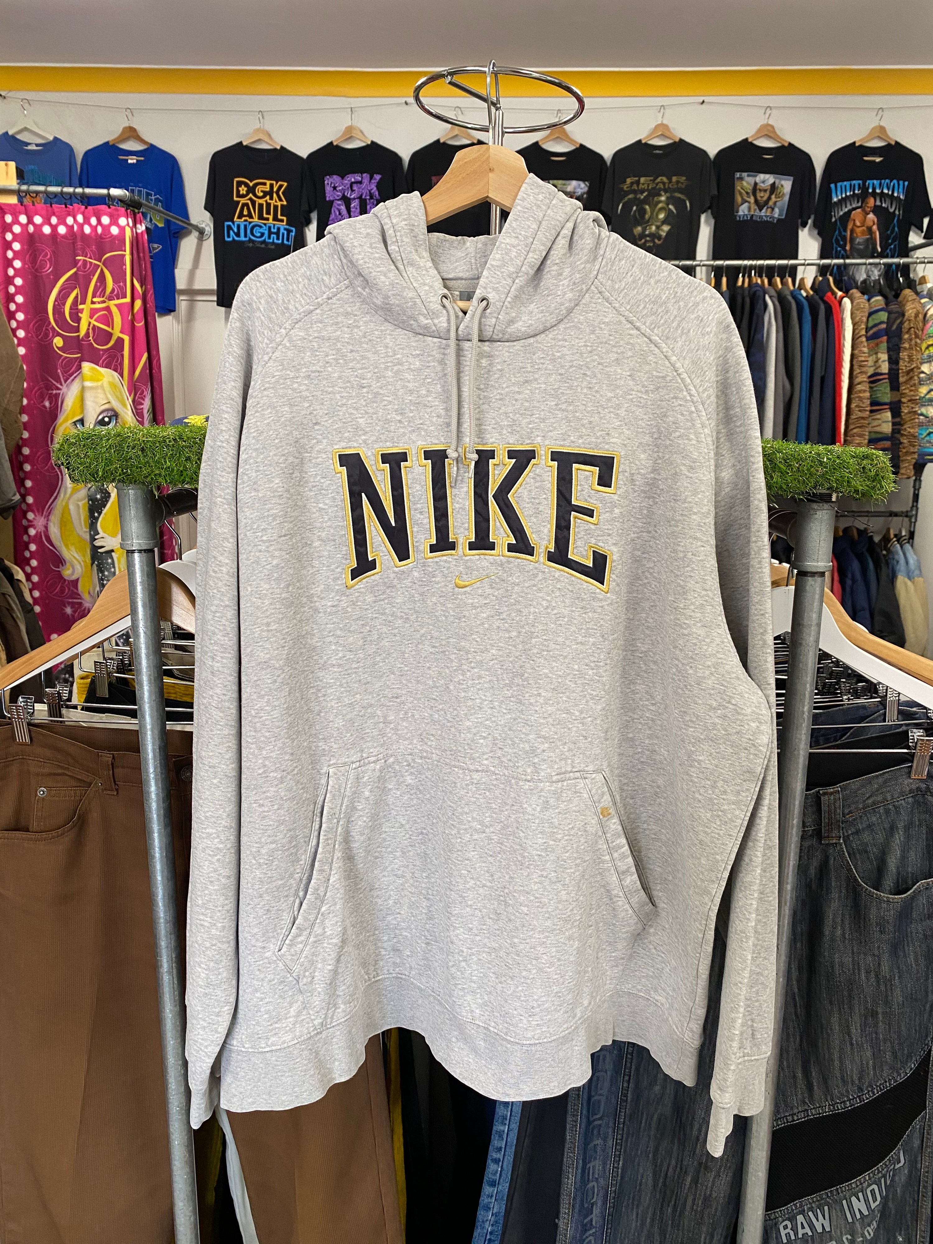 [2XL] Nike Yellow/Black Embroidered Spellout Grey Hoodie