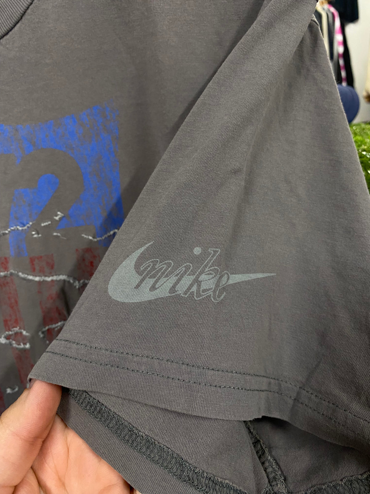 [L] 2000s Nike 1972 Route Sign Embroidered Islands Tshirt