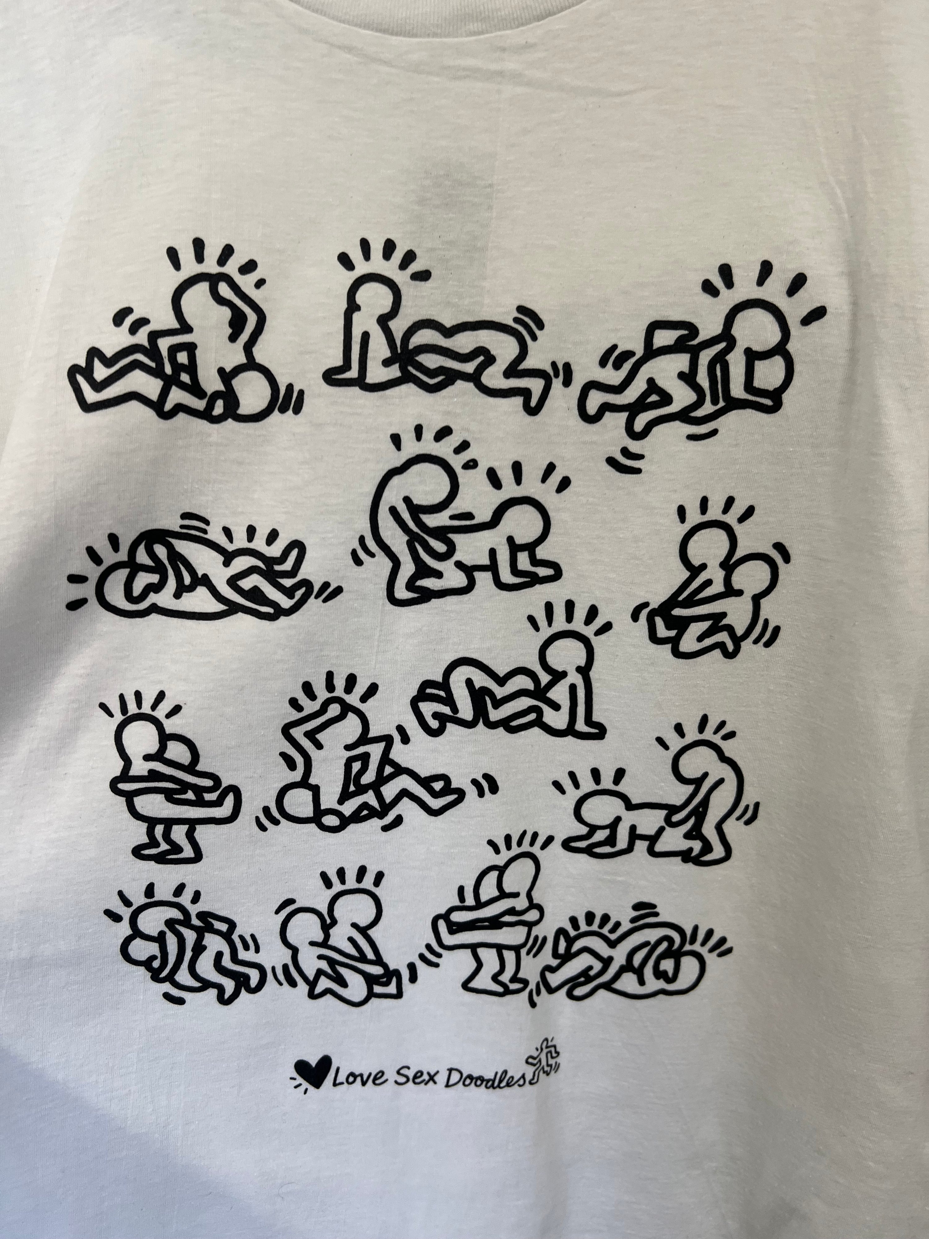 [L] 1990s Love Sex Doodles Keith Harring Parody Tshirt
