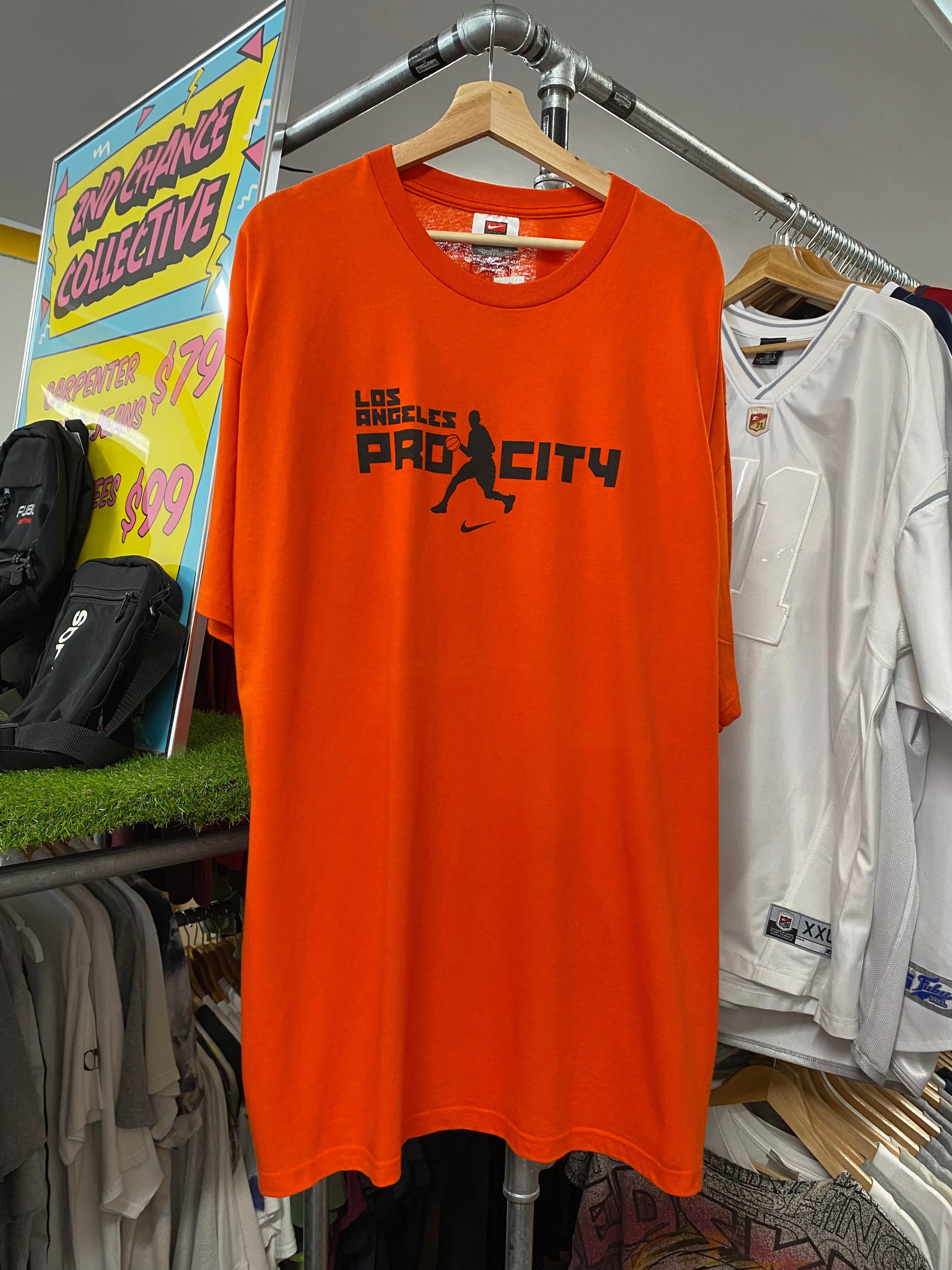 2XL - Nike Los Angeles Pro City Basketball Orange Tshirt