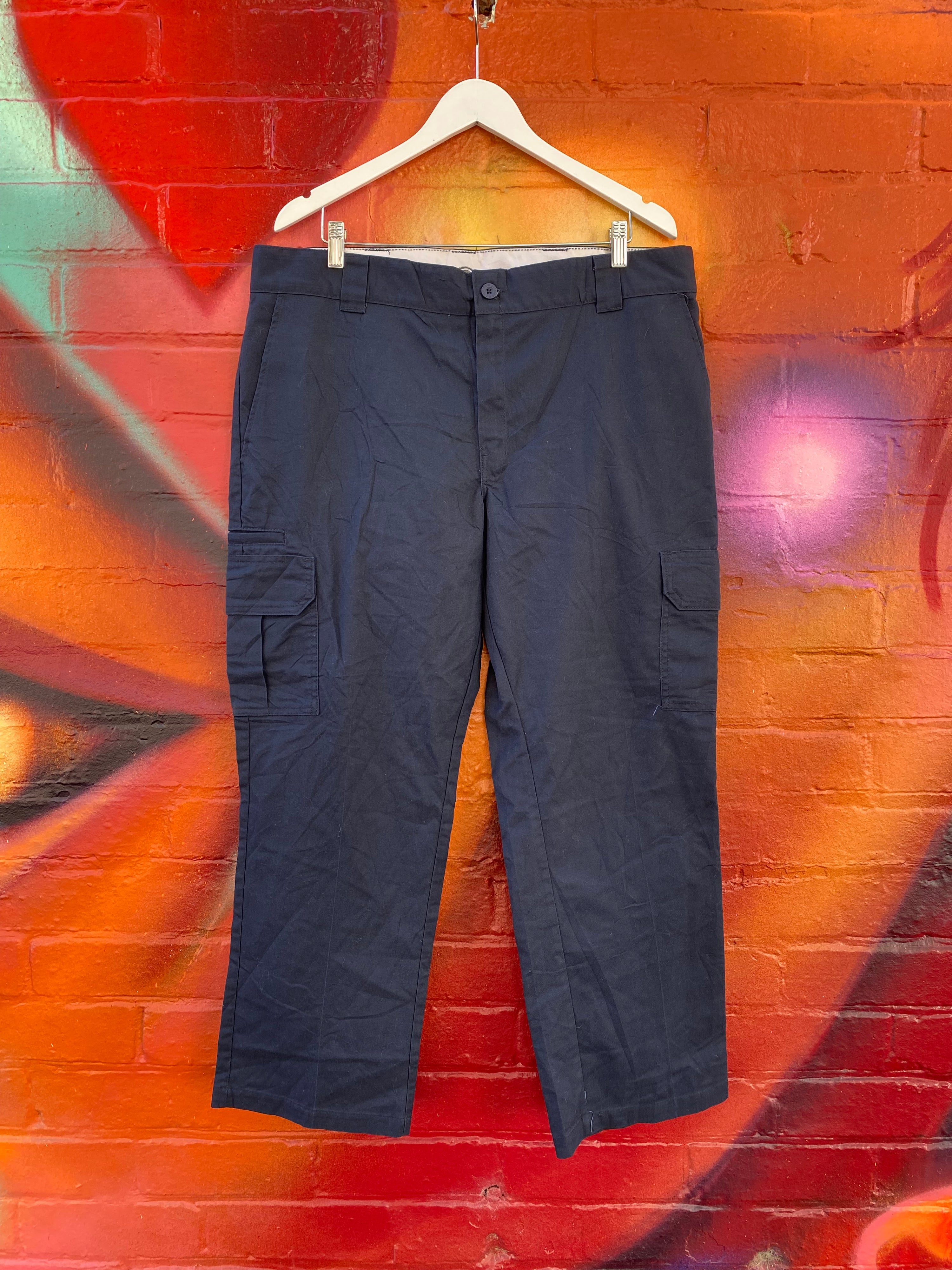 [38] Dickies Flex Navy Cargo Pants D106