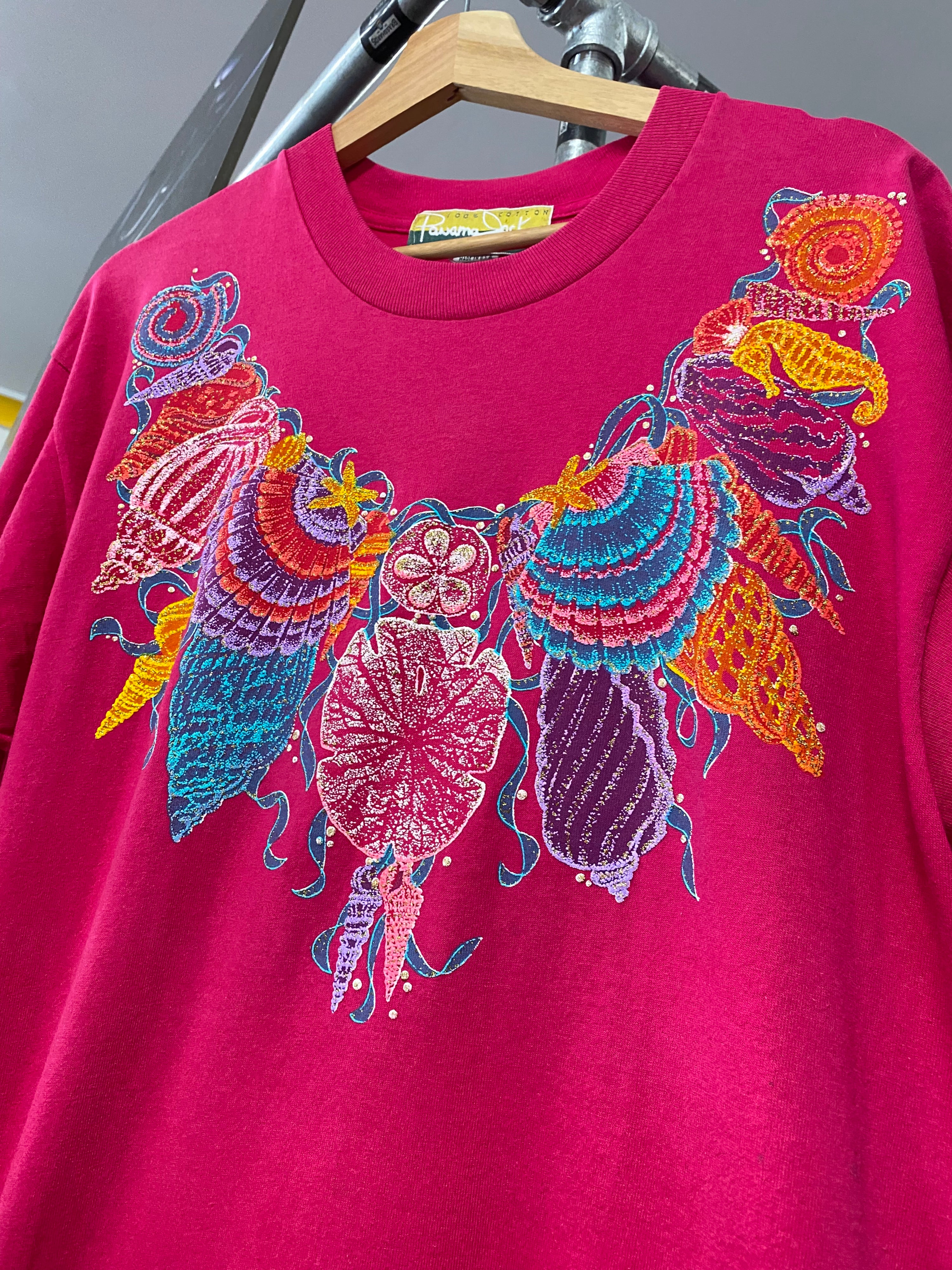 [L] Vintage Panama Jack Pink Shells Tee