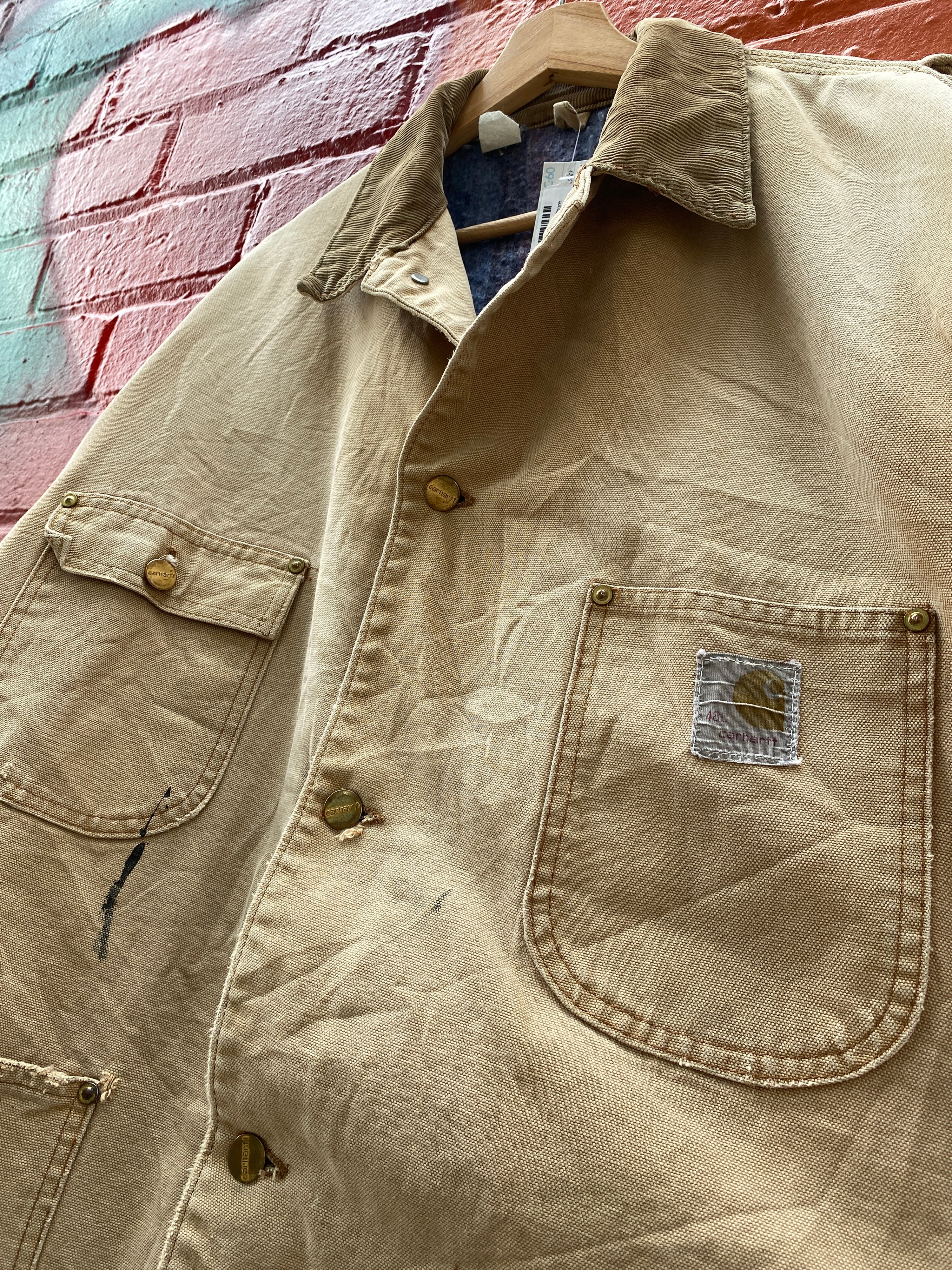 XL - Carhartt Vintage 1980s Chore Jacket Tan Thrashed