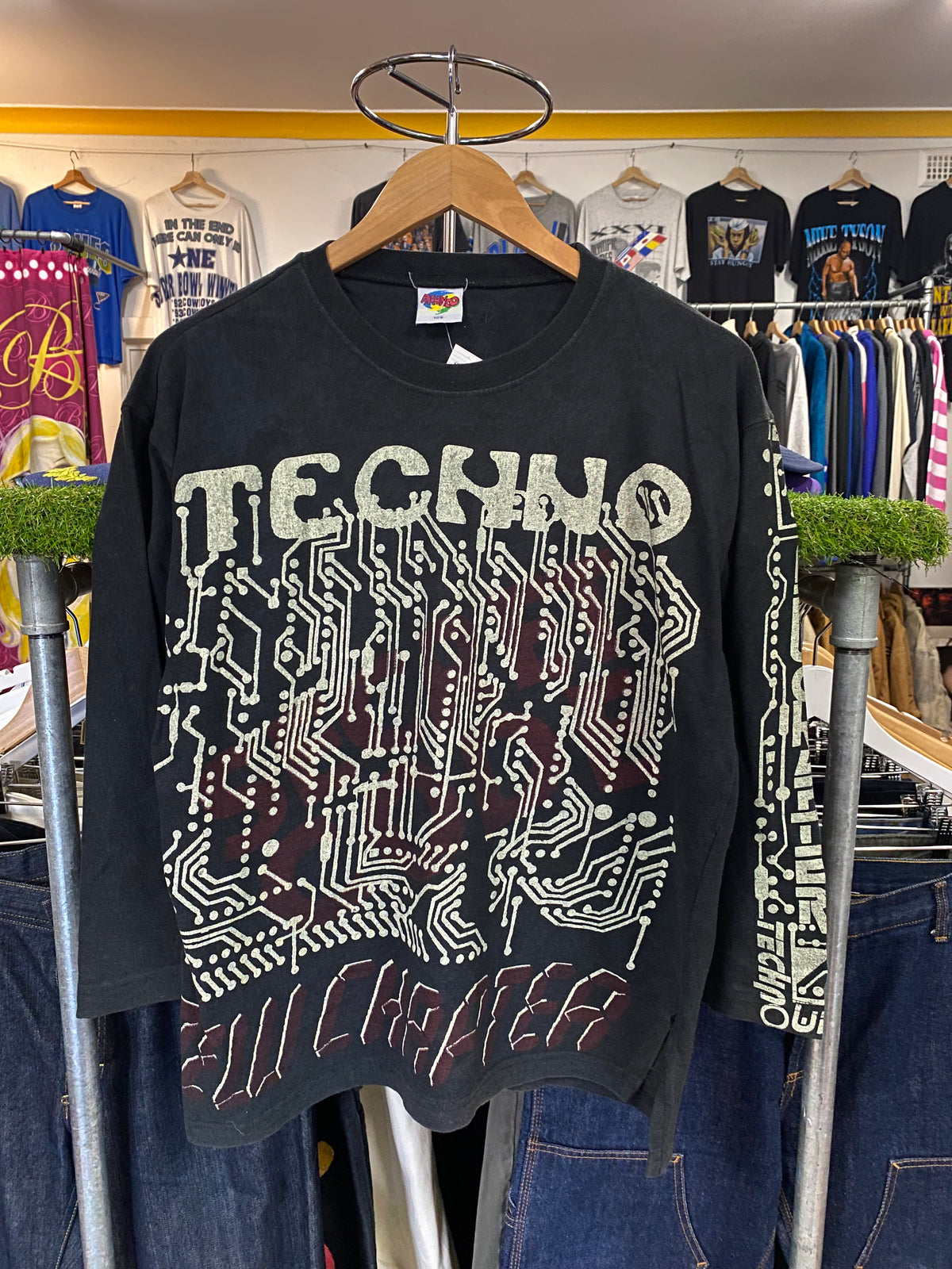 S - 1990s Techno Wear Long Sleeve