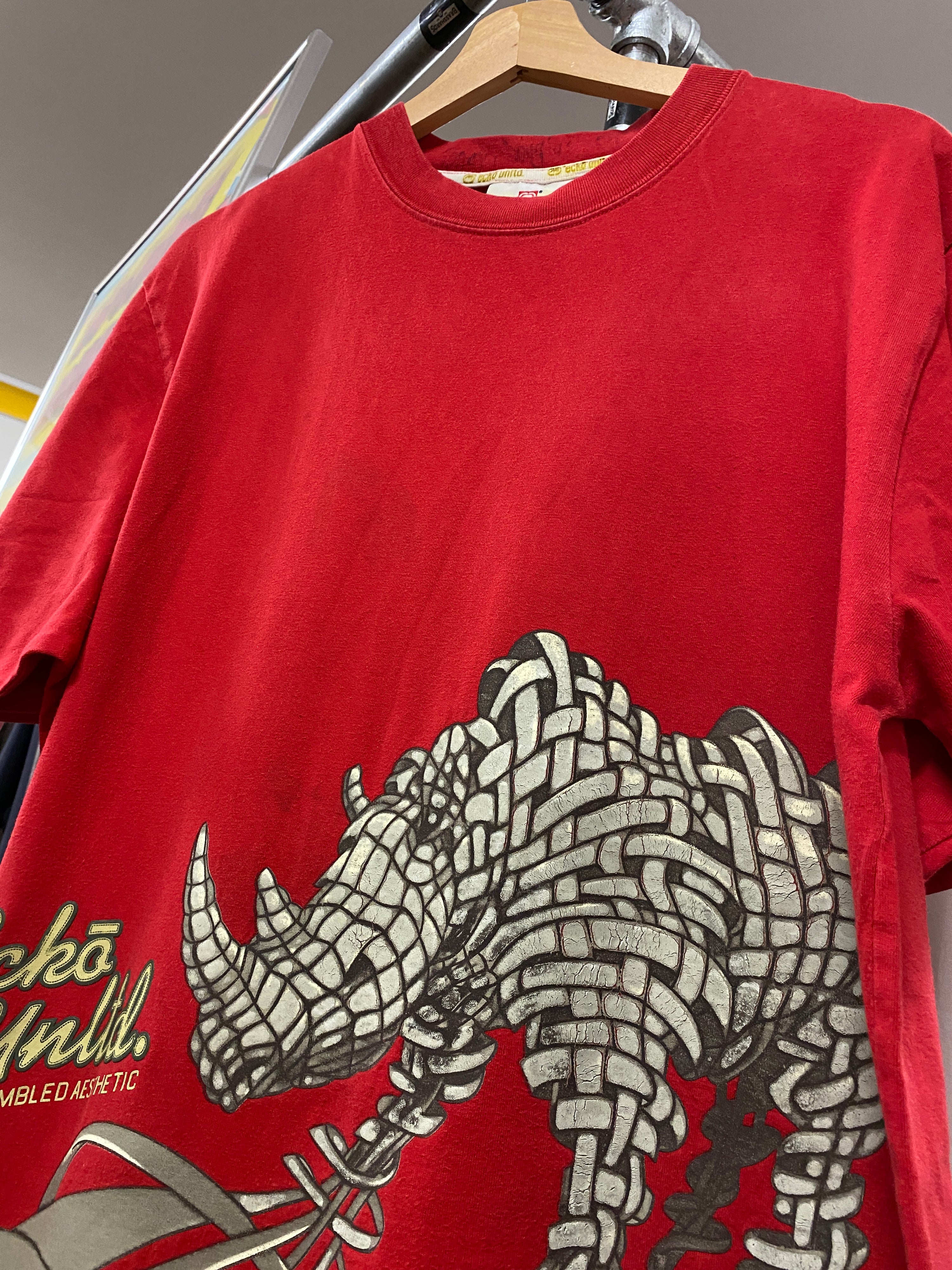 XL - 2000s Ecko Unltd Rhino Unraveling Red Tee