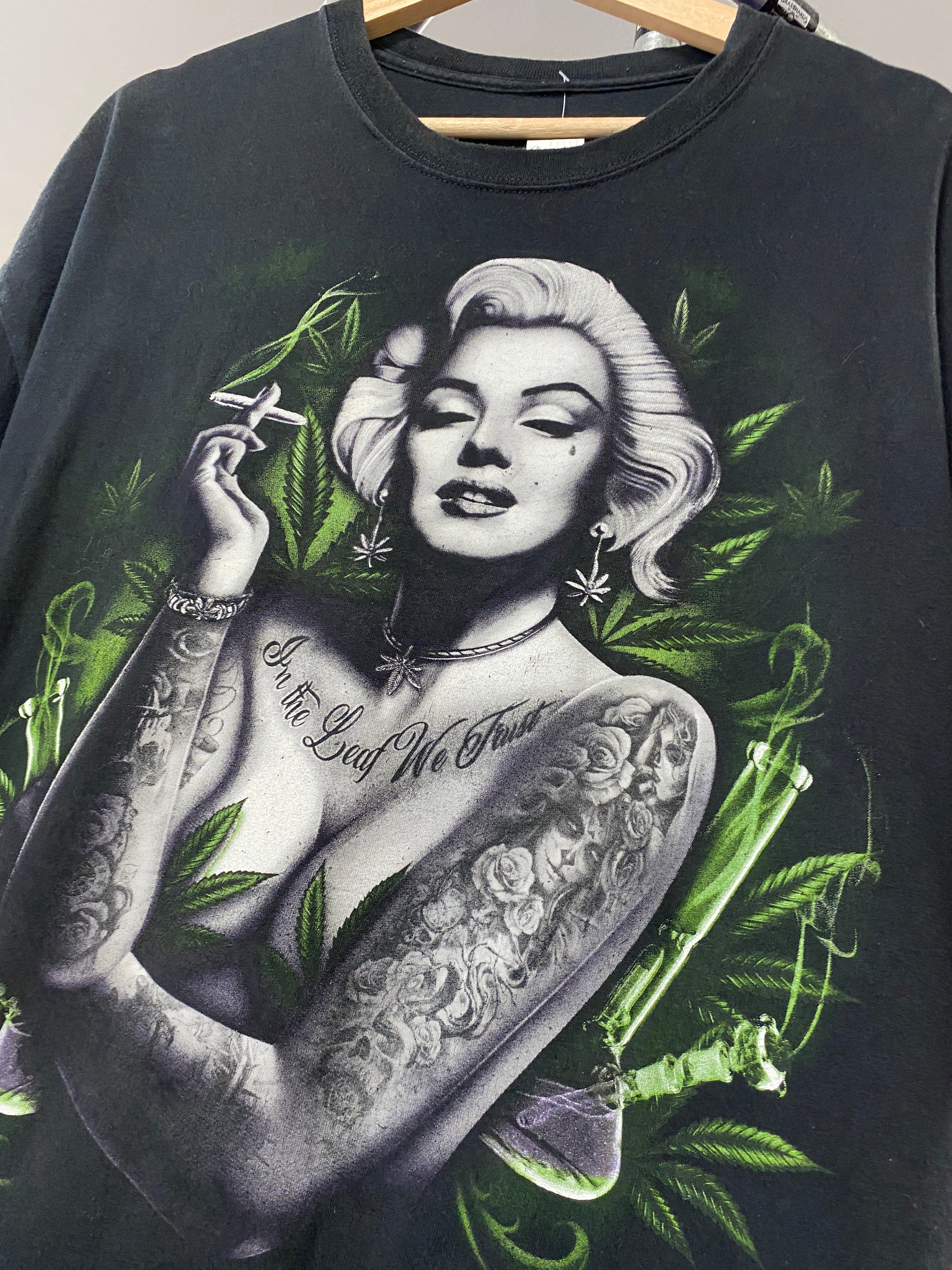 XL - Marilyn Monroe In The Leaf We Trust