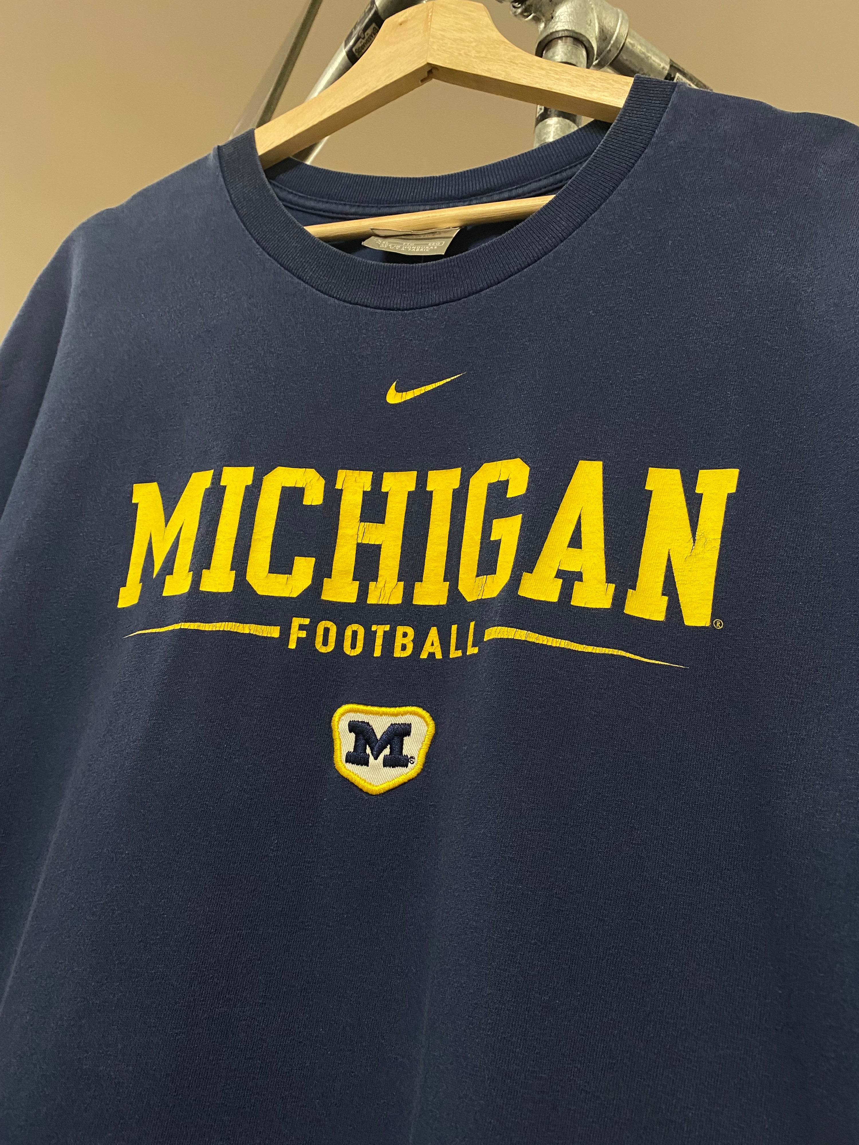 2XL - Vintage Nike Michigan Football Spellout Embroidered Centre Logo