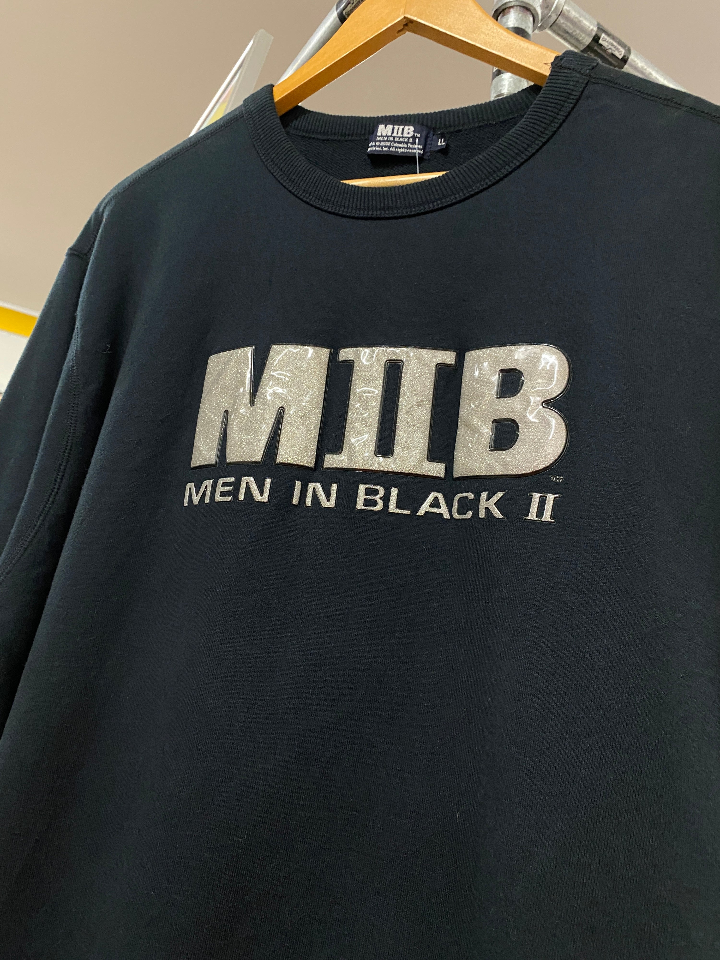 L - 2002 Men In Black Tactile Jumper