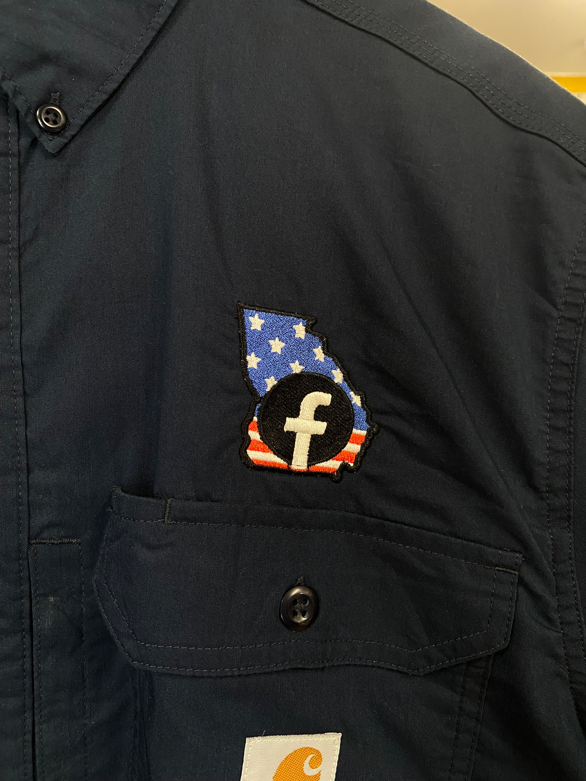 [L] Carhartt Force Navy Short Sleeve Button-up