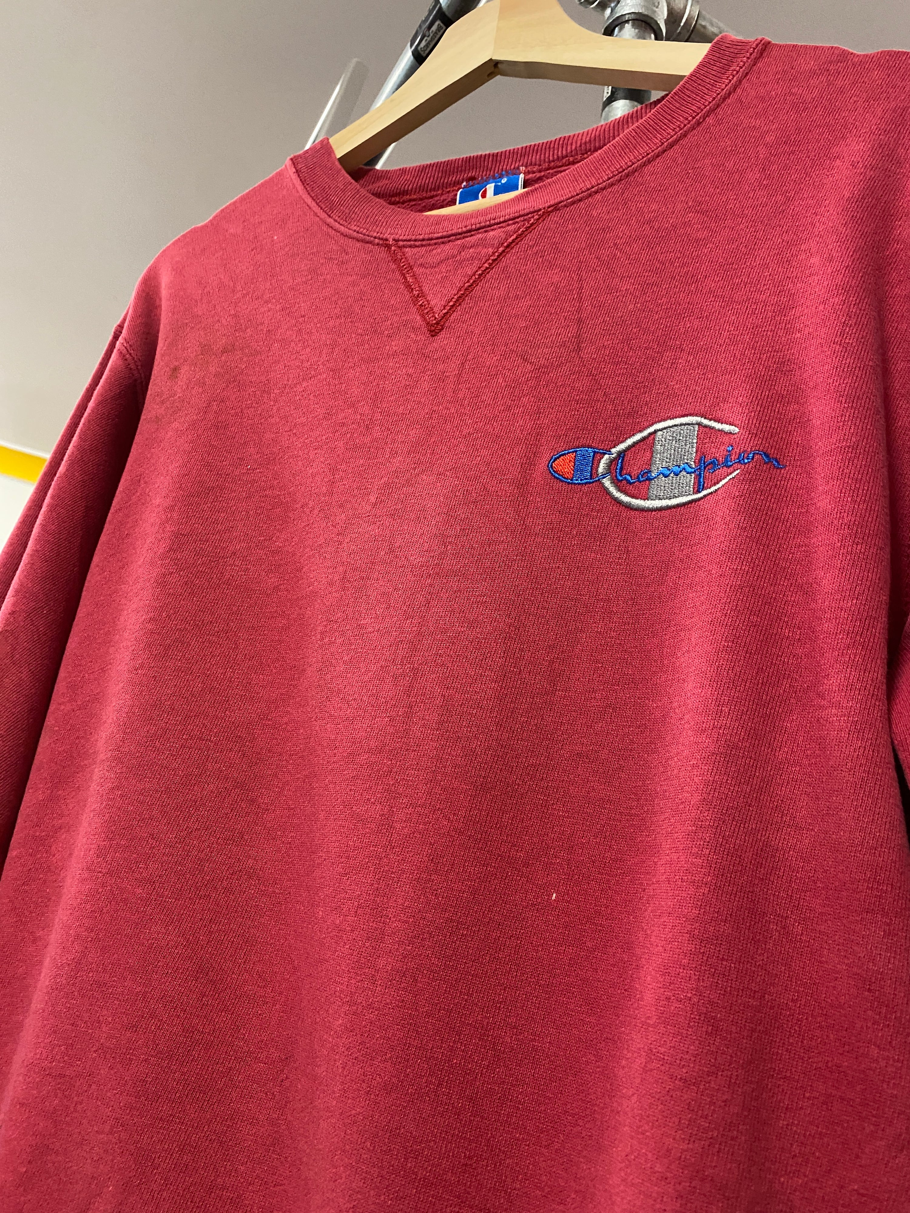 L - Vintage Champion Faded Red USA Jumper