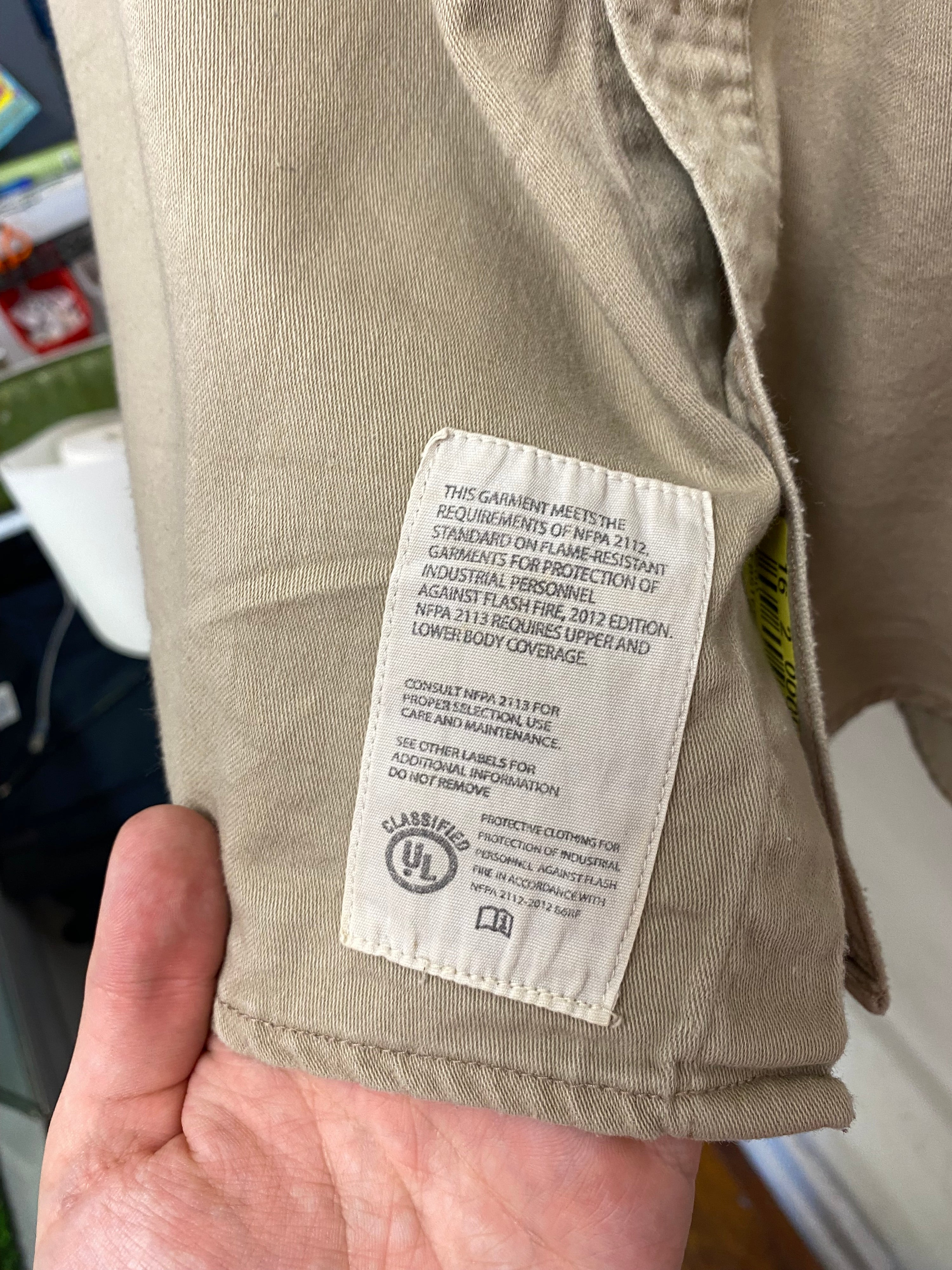 L - Carhartt FR Beige LS Button-up 'Chris'