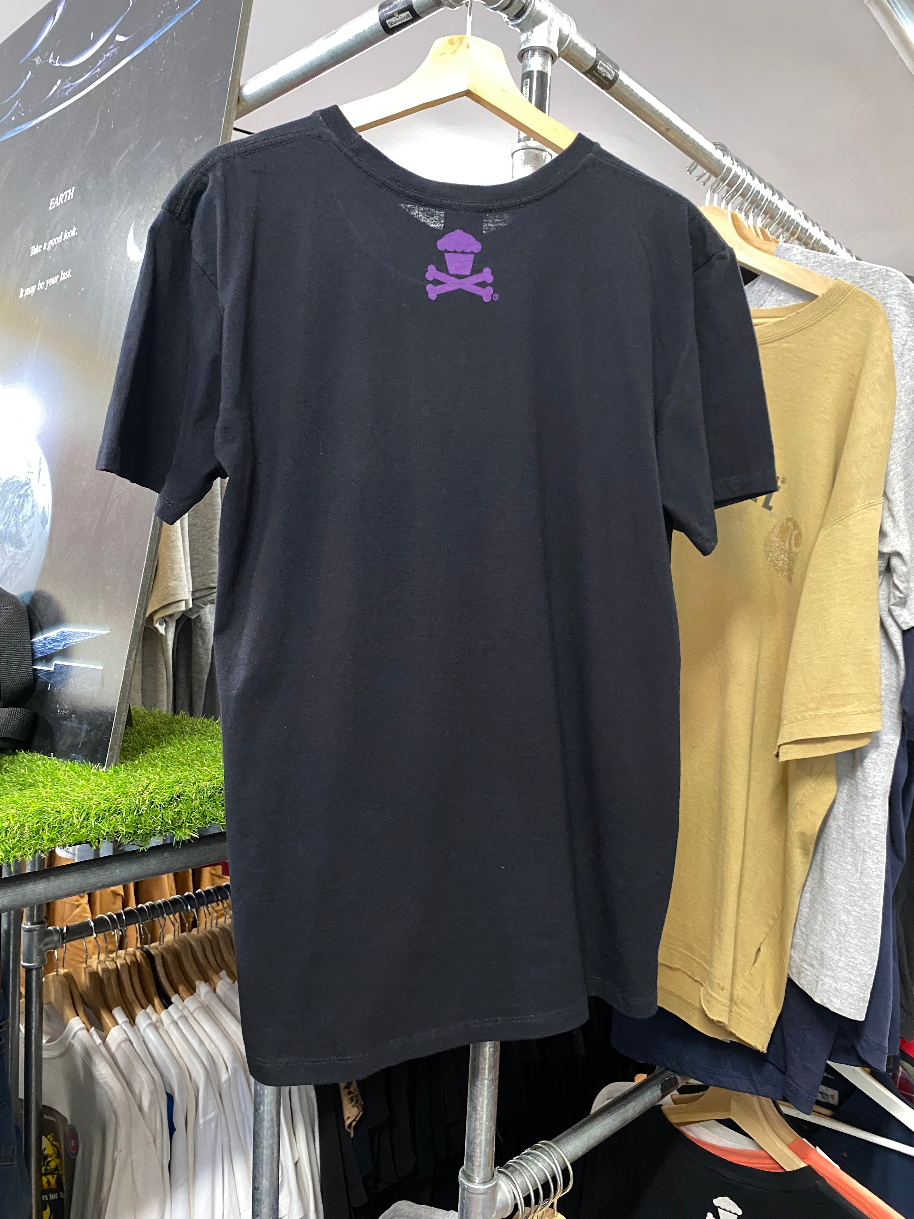 [L] Johnny Cupcakes Original Recipe Snake Tee