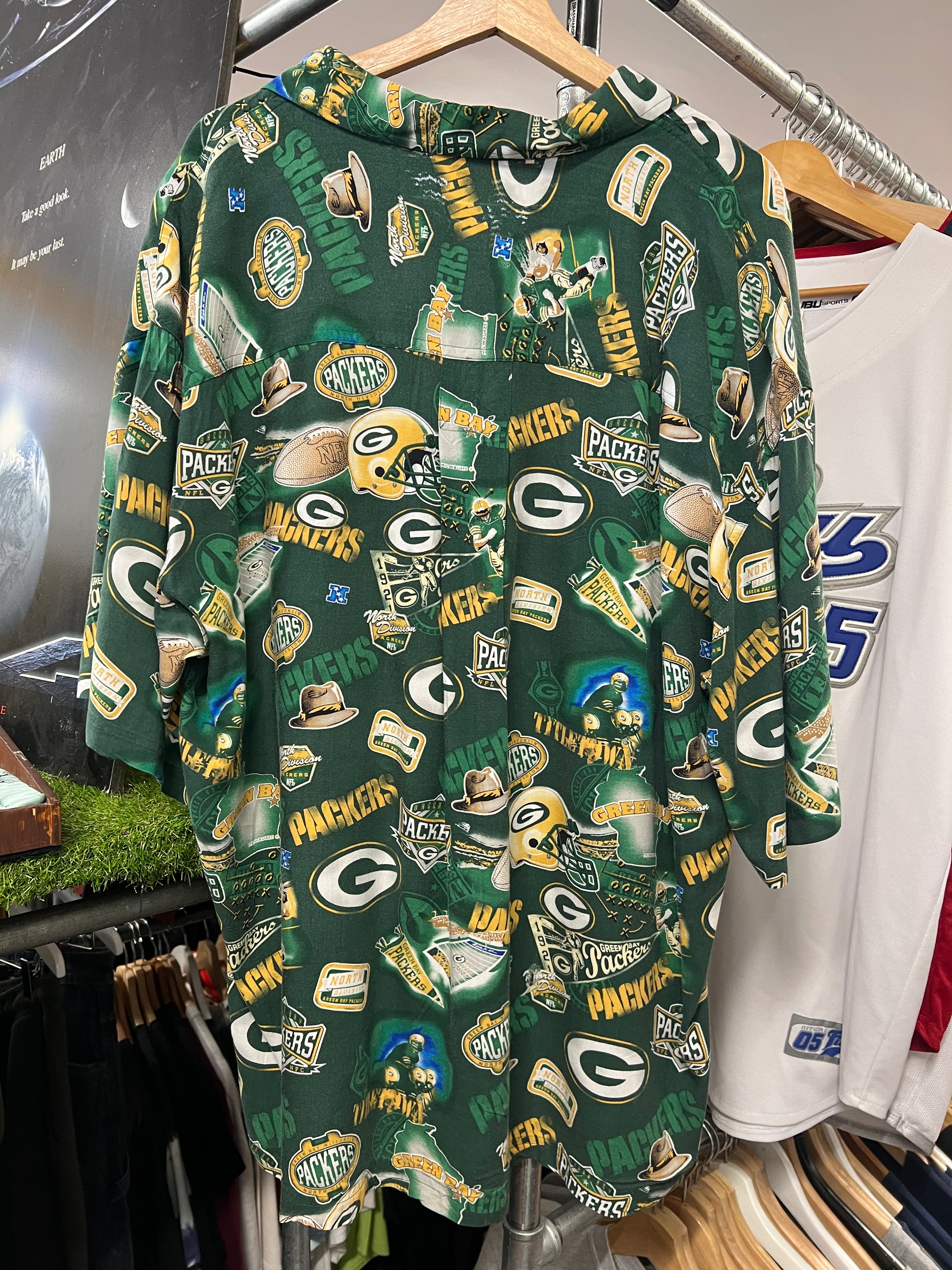 [M/L] Green Bay Packers All Over Print SS Button Up