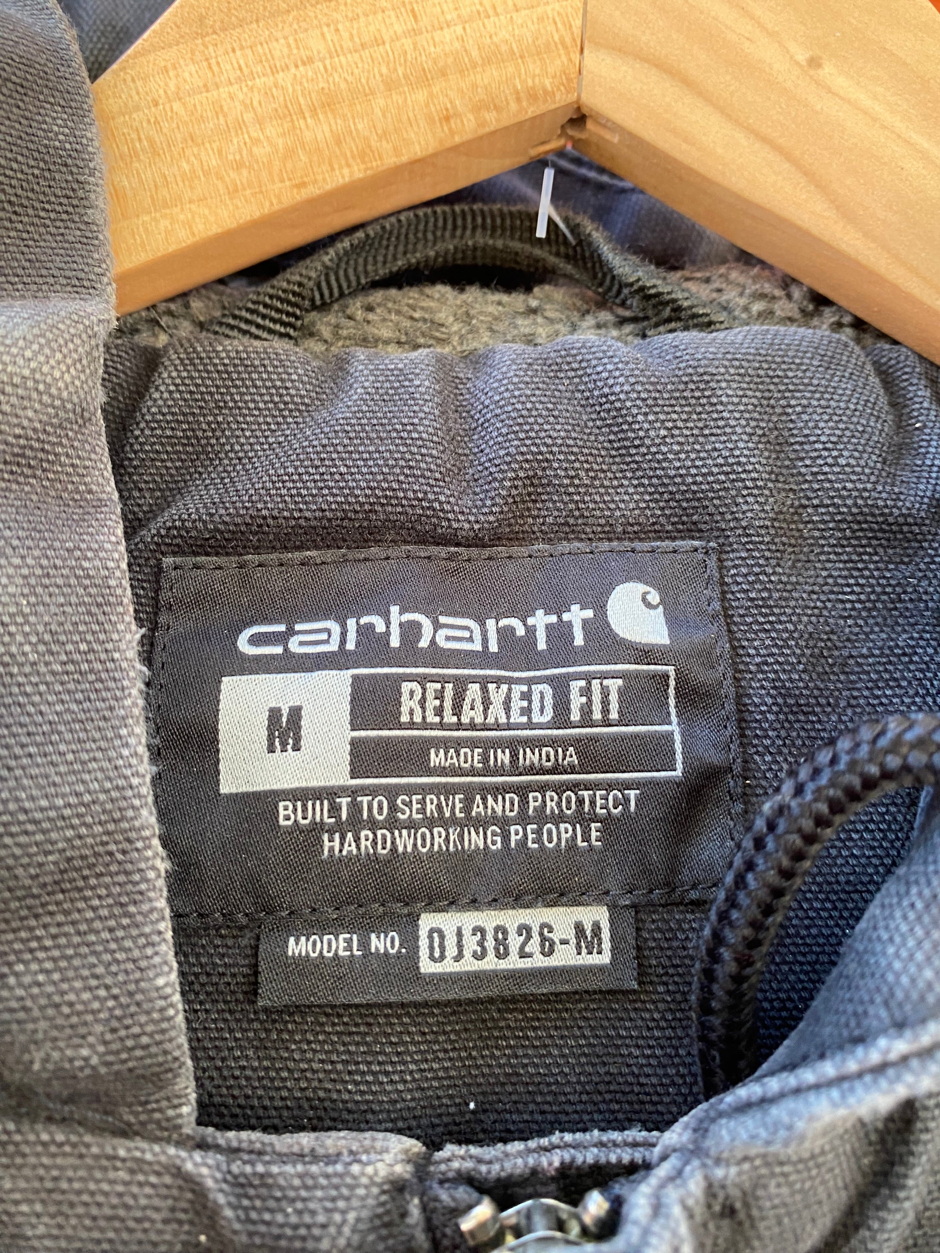[M] Carhartt 0J38 Black Hooded Chore Jacket