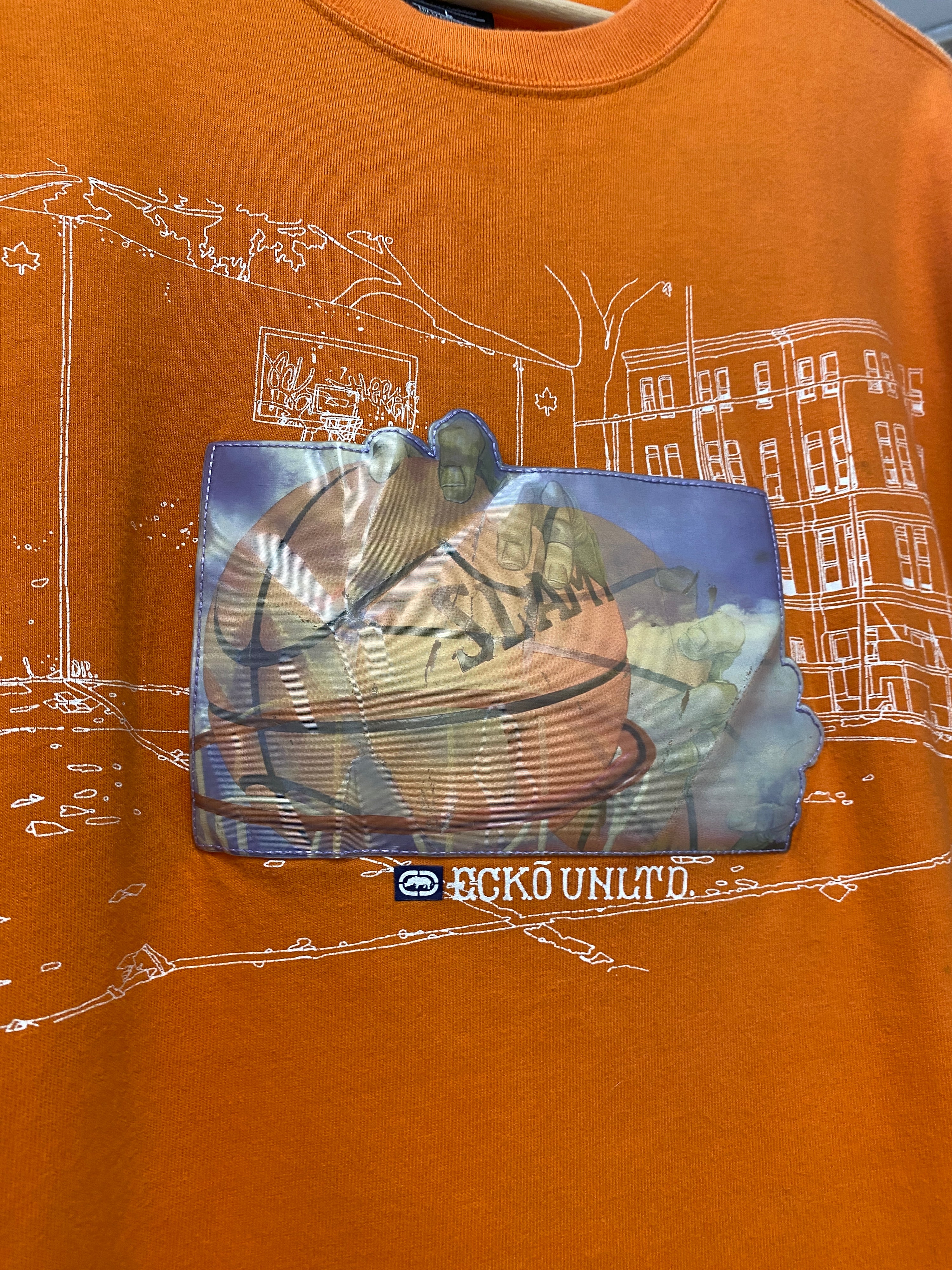 L - Ecko Unltd Orange Streetball Lenticular Tee