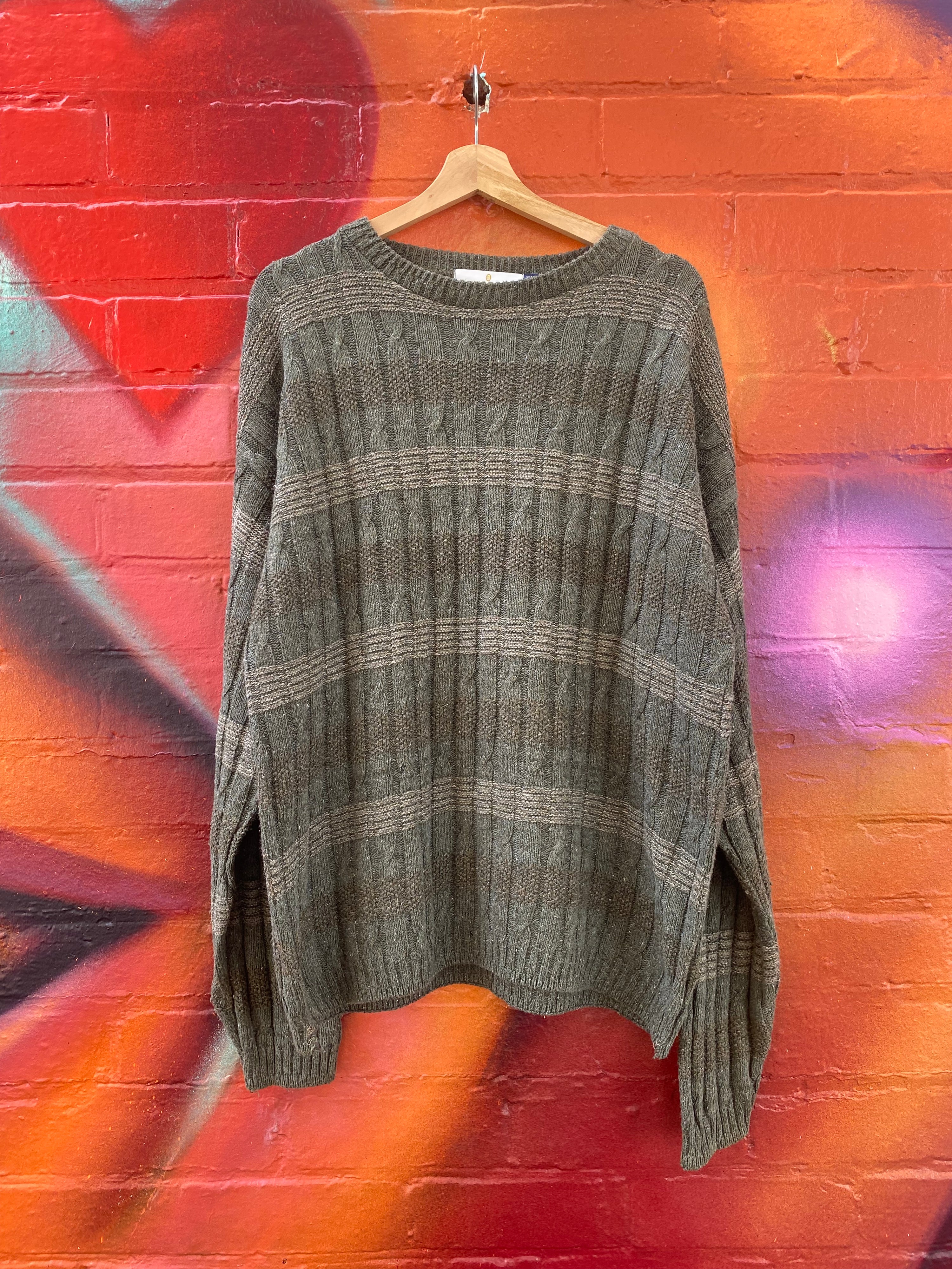 [L] Bill Blass Moss Green Knit Sweater