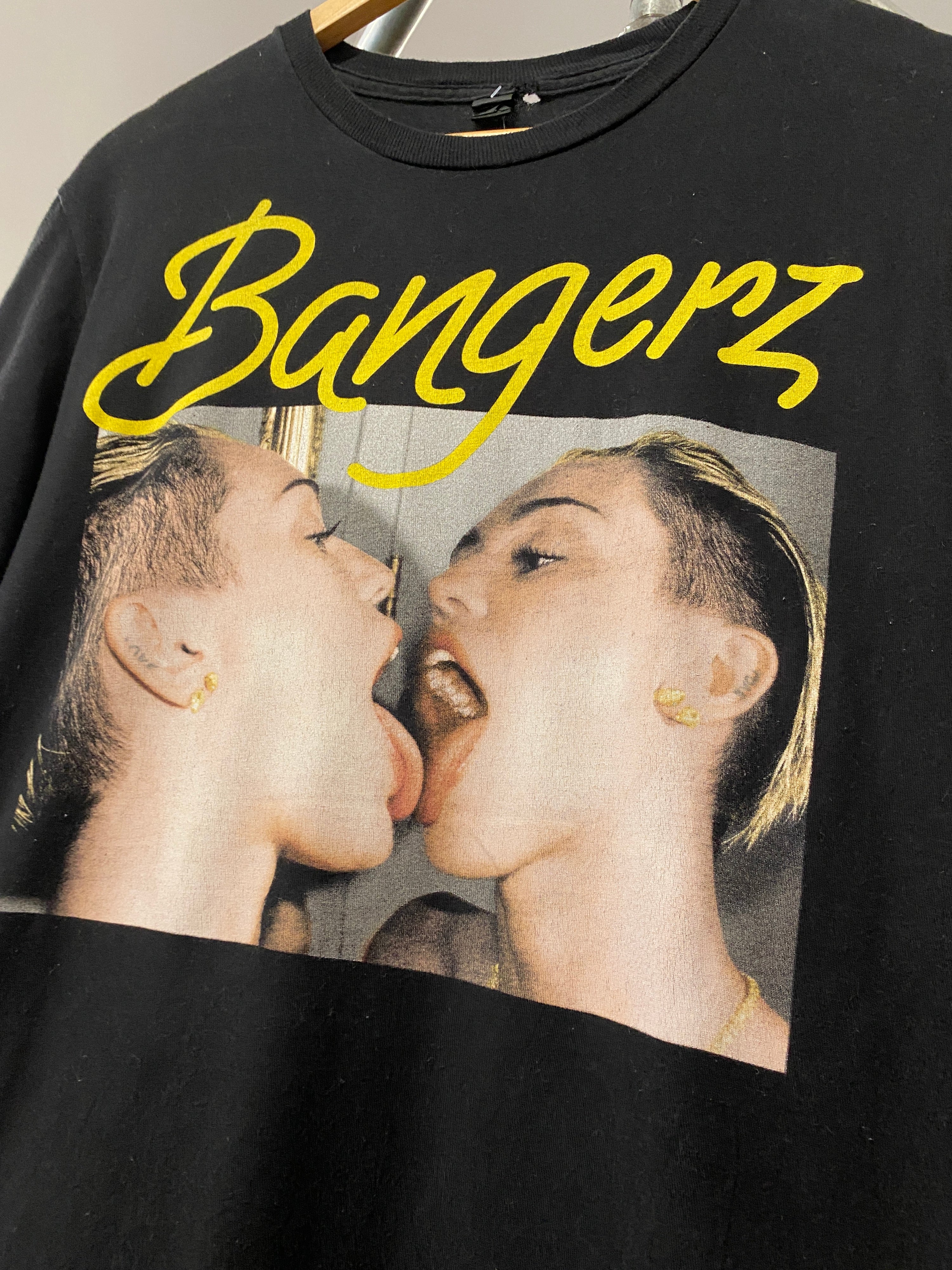 M - 2014 Miley Cyrus Bangerz Tour DS