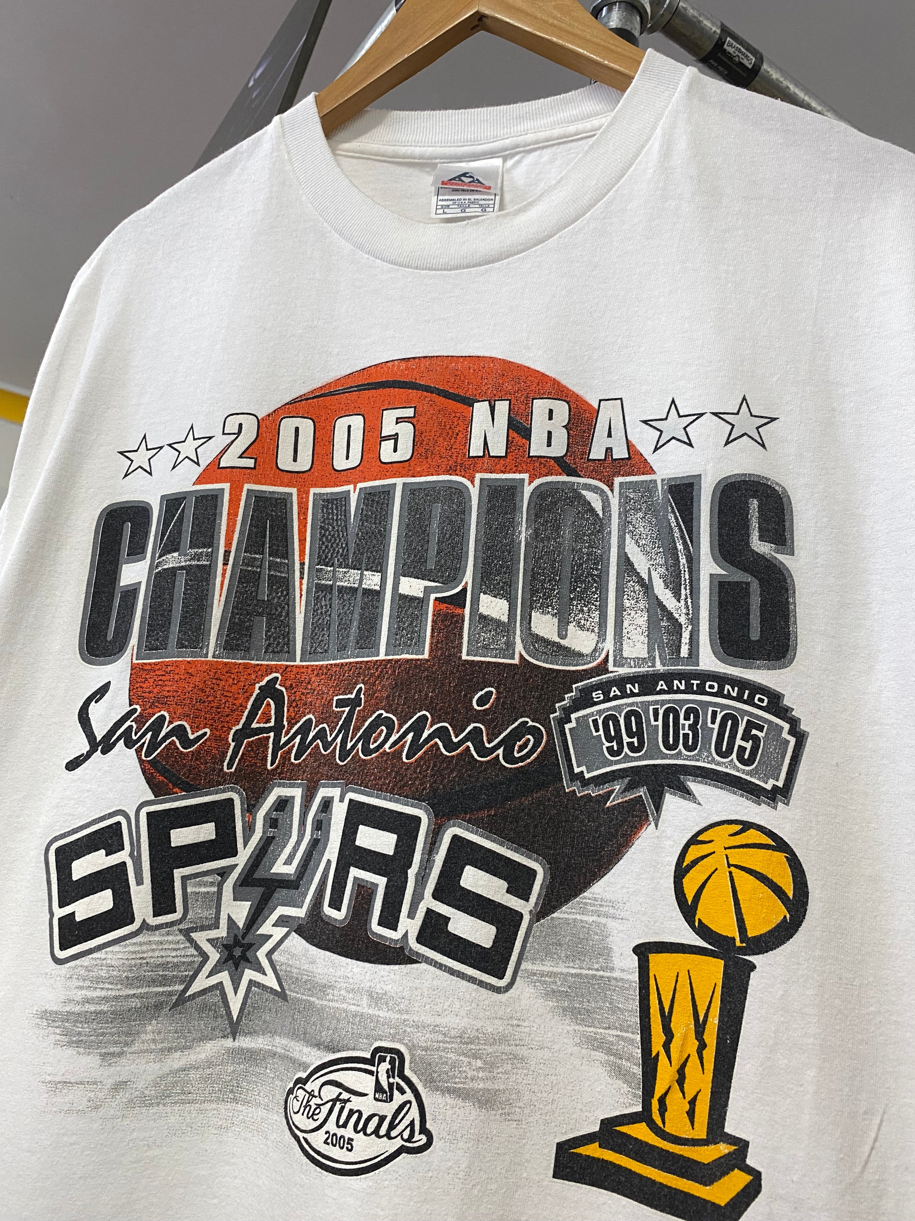 L - 2005 San Antonio Spurs NBA Champions White Tee
