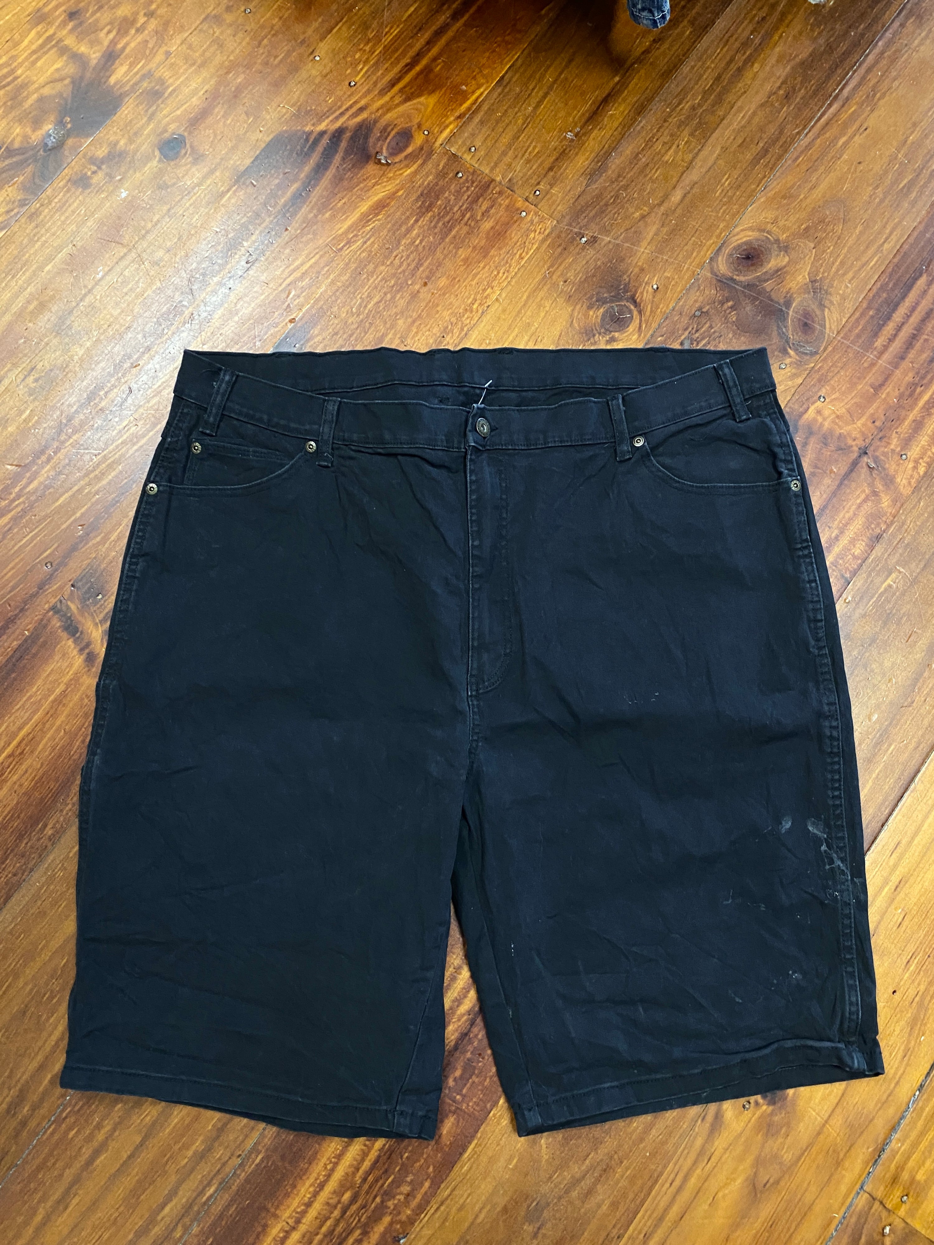 42 - Dickies Black Carpenter Shorts S319