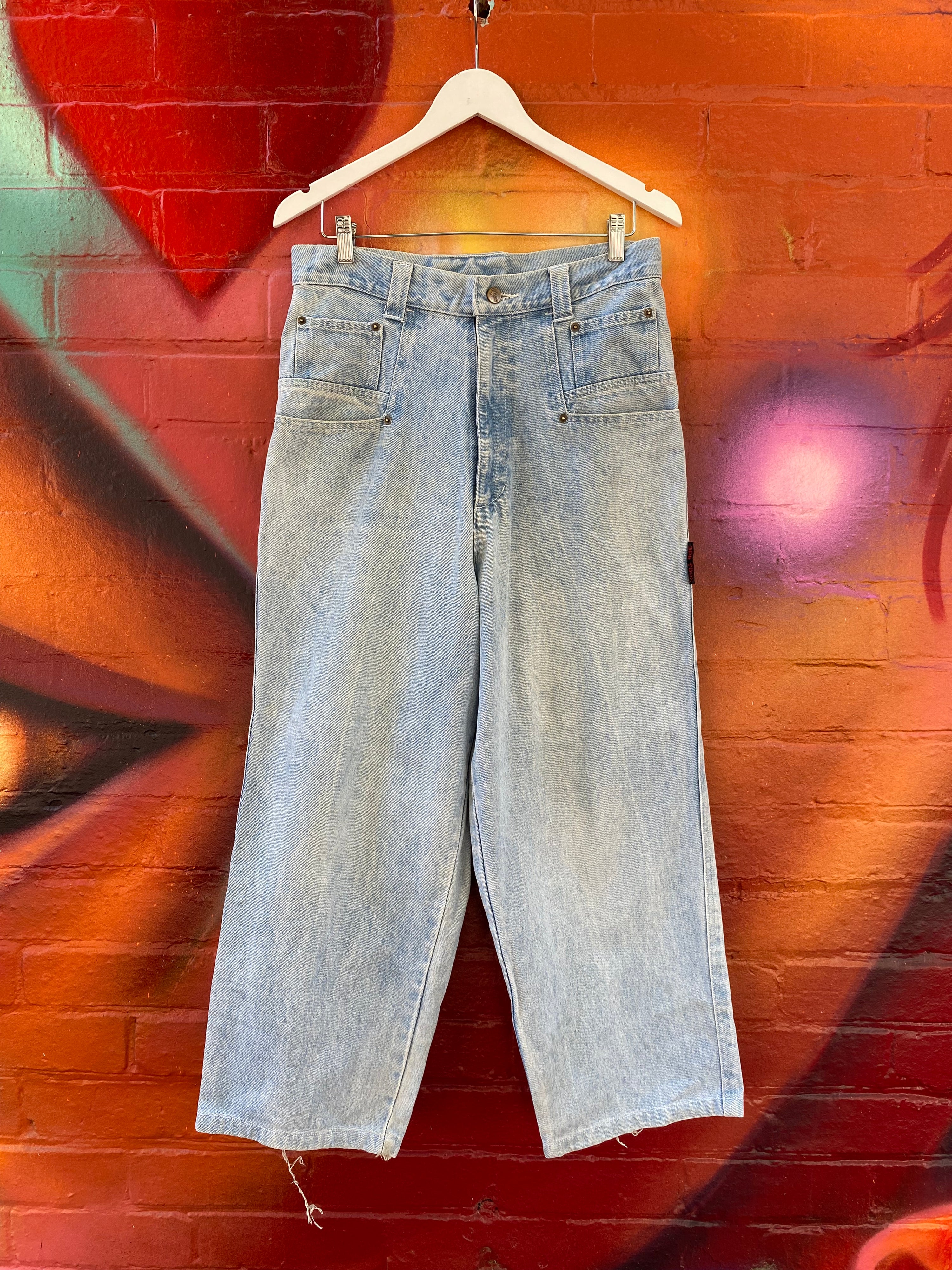 [32] DogTown LB Big Pockets Jeans