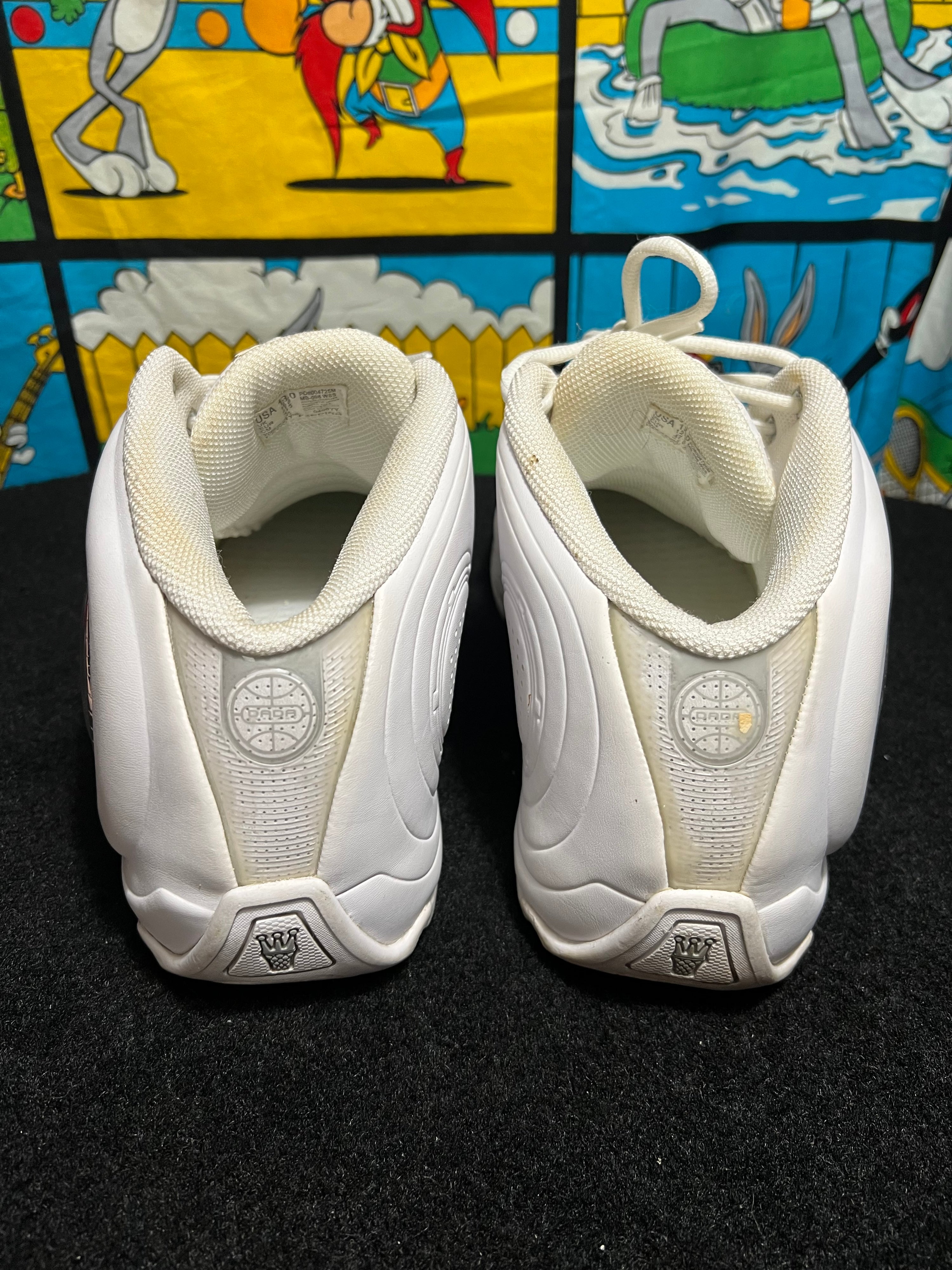 US13 - Rare 2000s DADA Basketball Pump Spinner Shoes USED