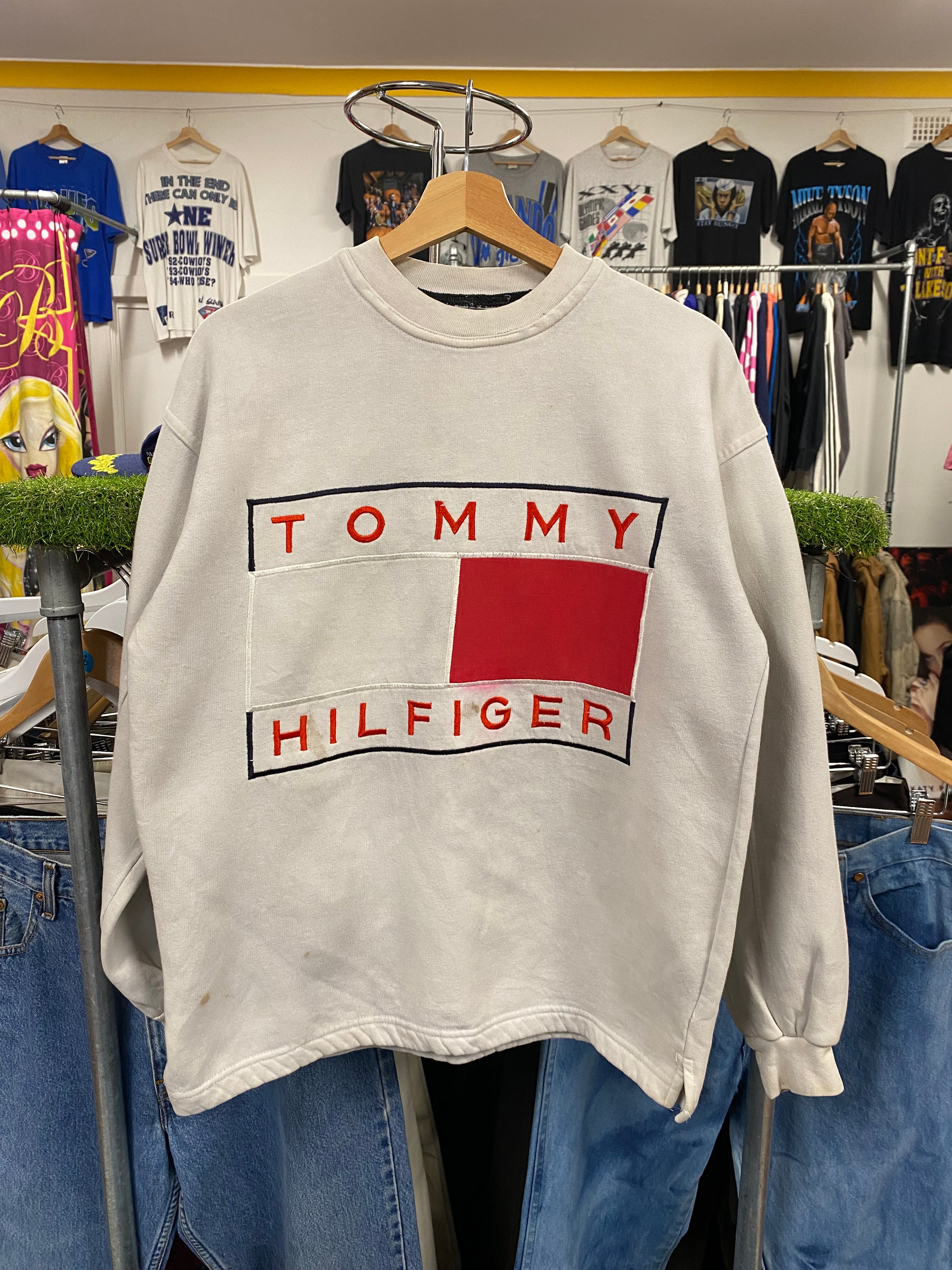 [S] Tommy Hilfiger Big Logo White Jumper
