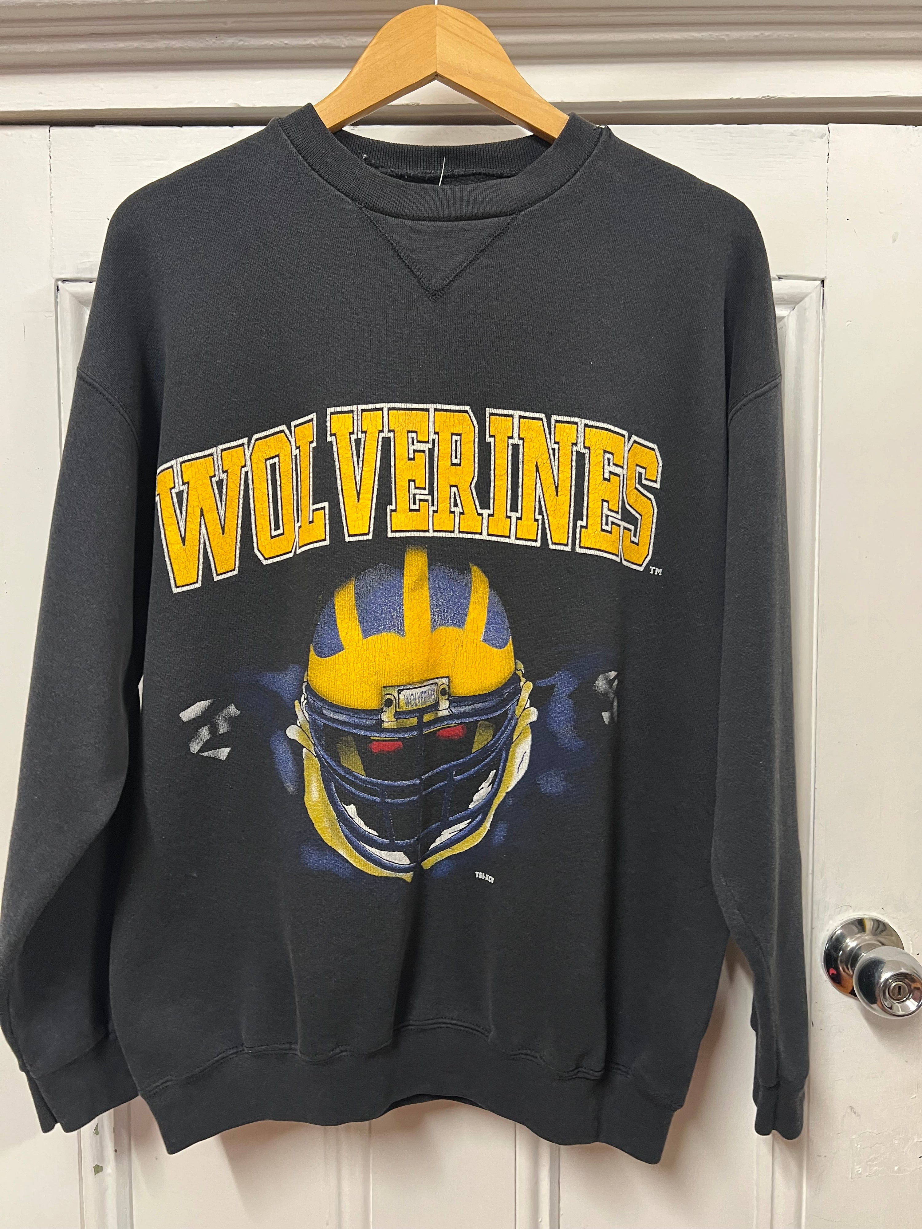 L - Vintage Wolverines Helmet Spellout