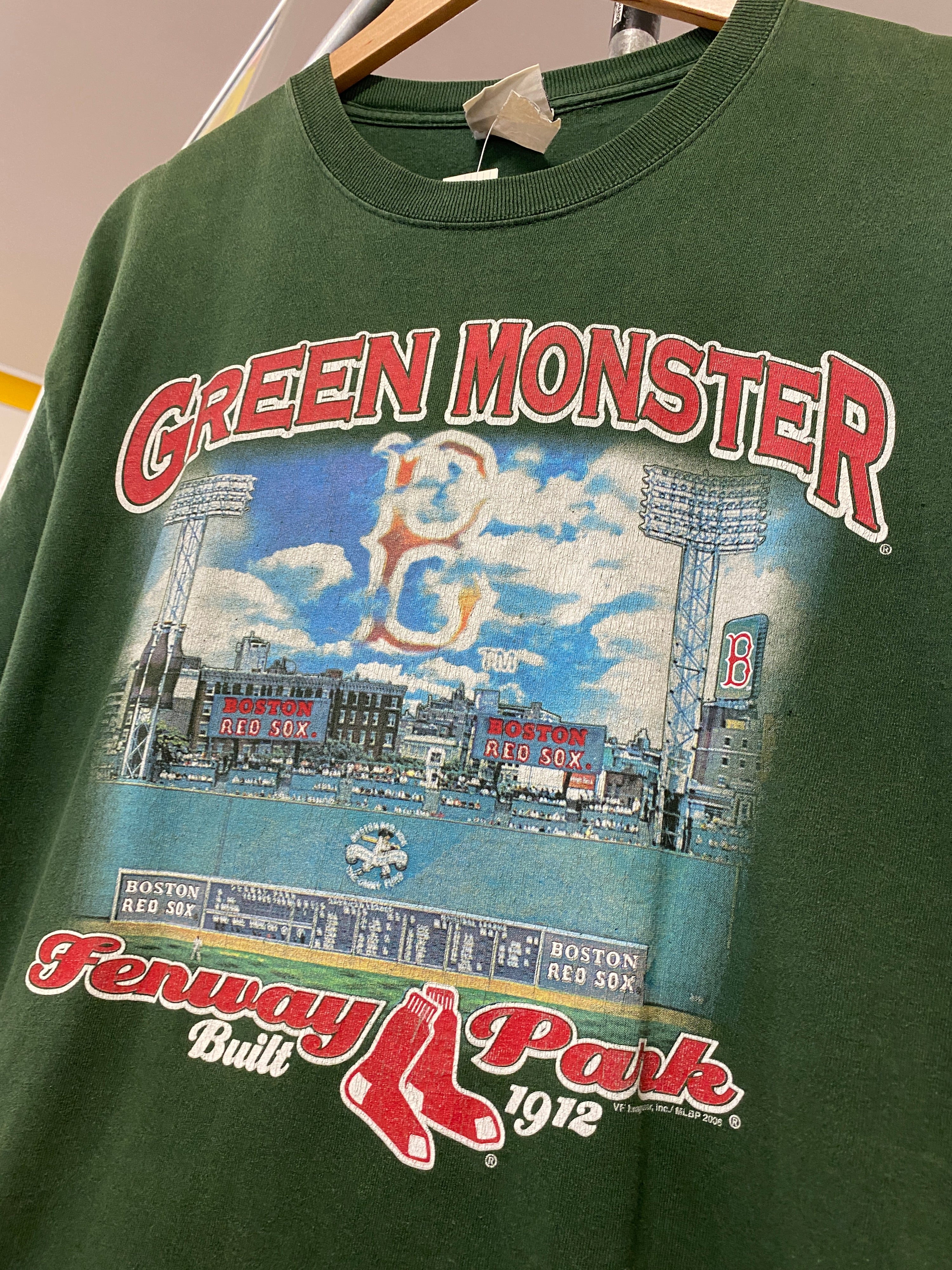 L - 2006 Boston Red Sox Green Monster Stadium Tee